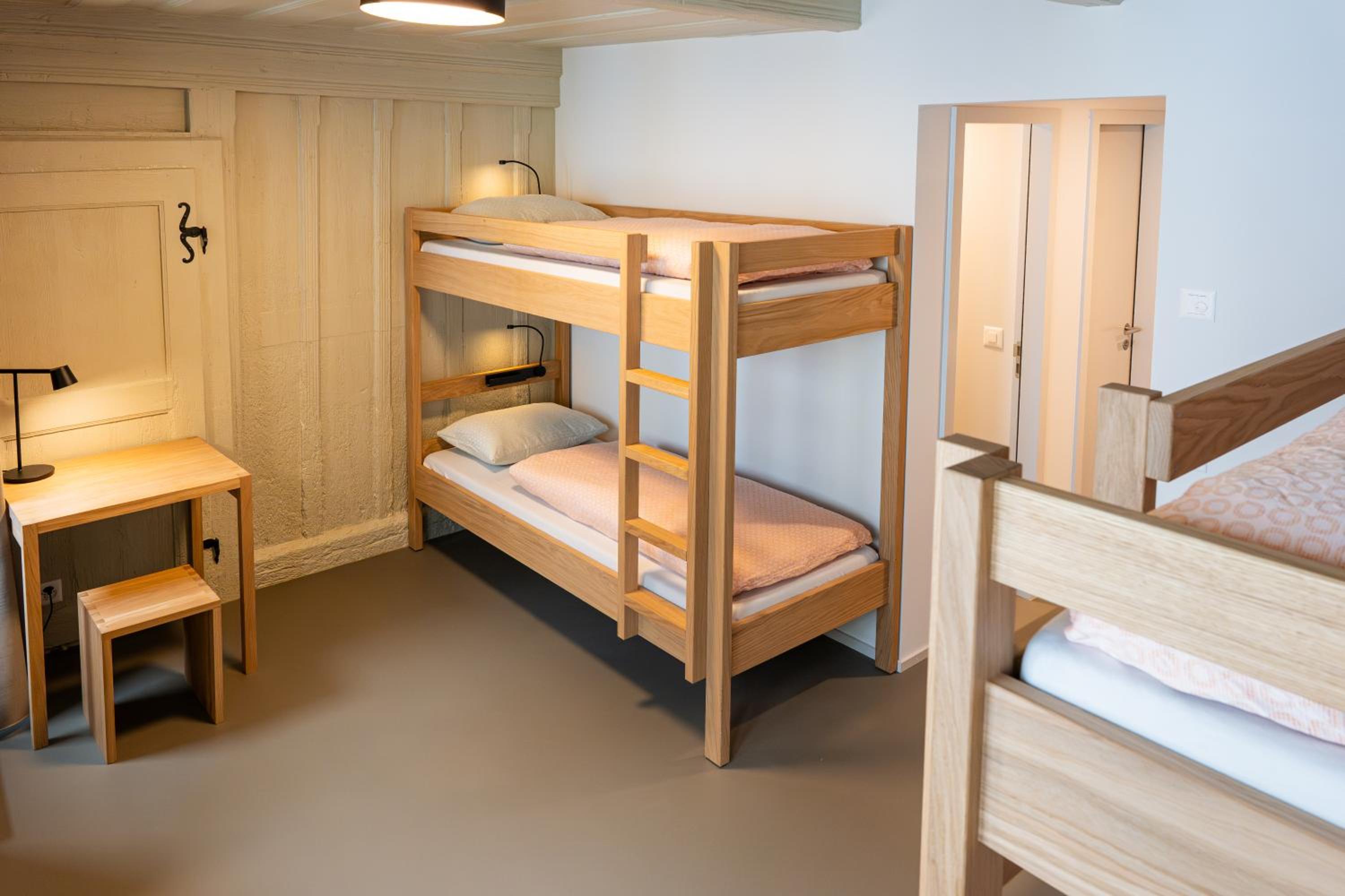 Bed in 4-Bed Female Dormitory Room photo 3