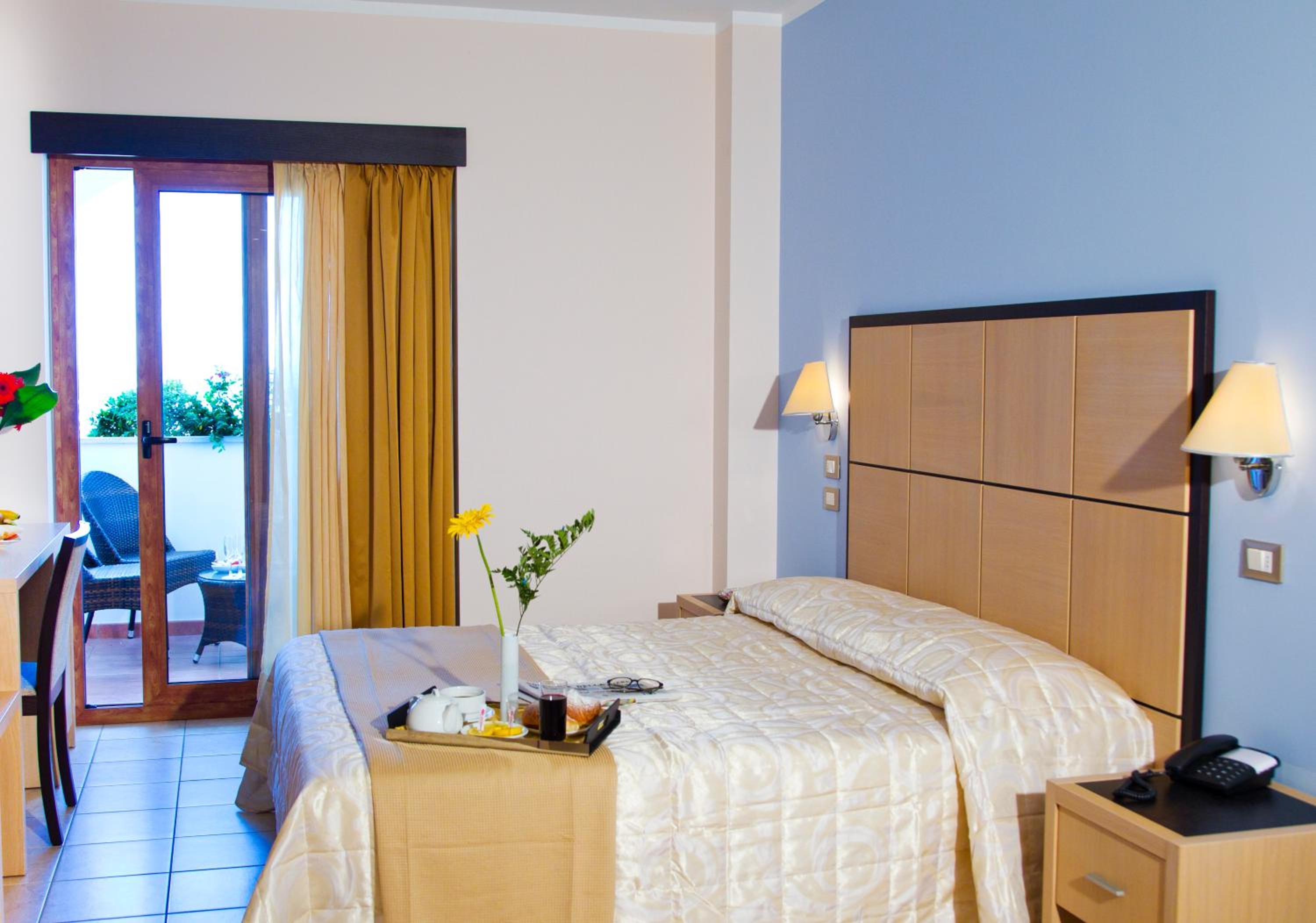 Double Room with Terrace and Sea View   - Photo 7