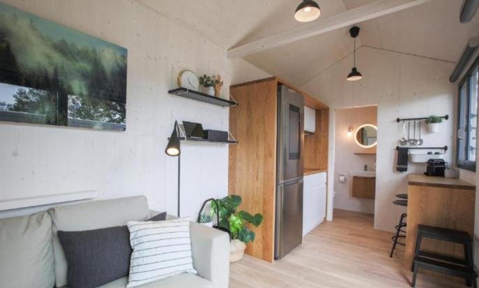 Apartment photo 2