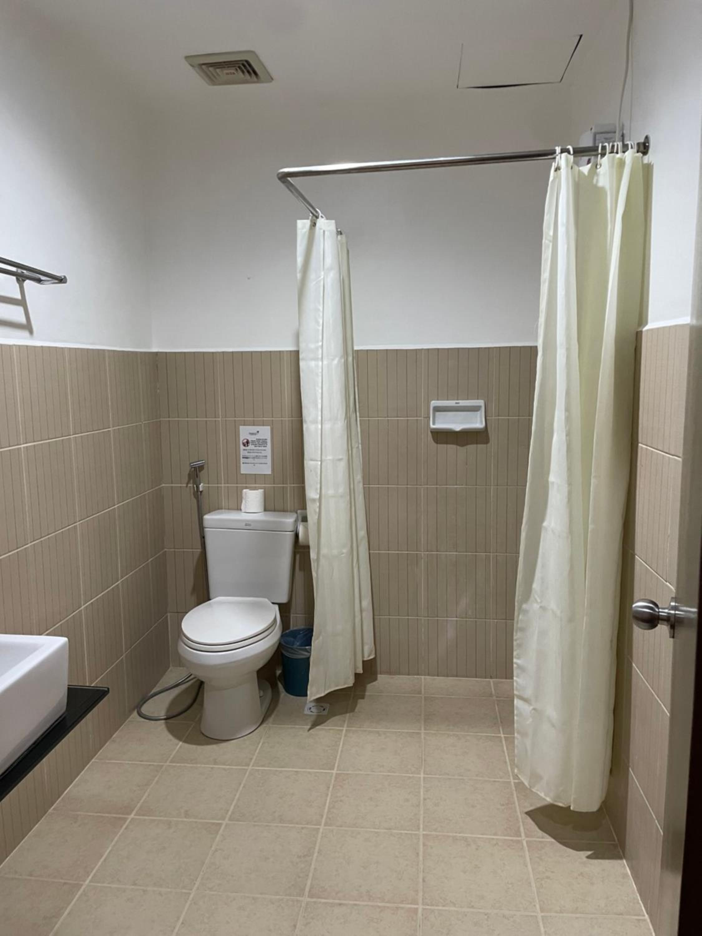 Single Room photo 3