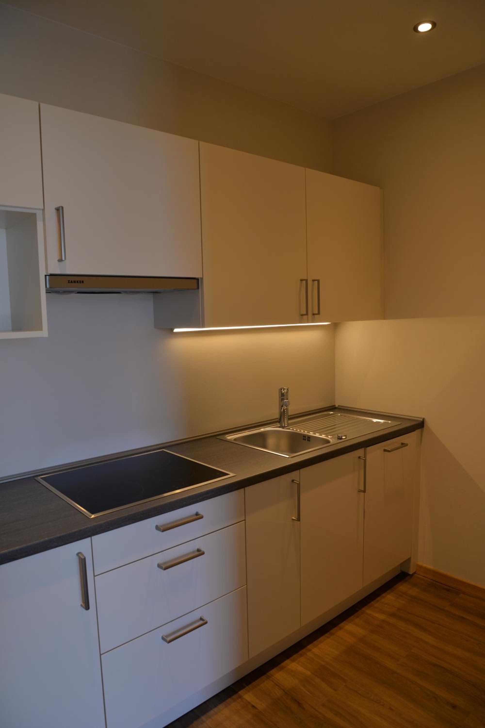 Apartment with Balcony photo 2