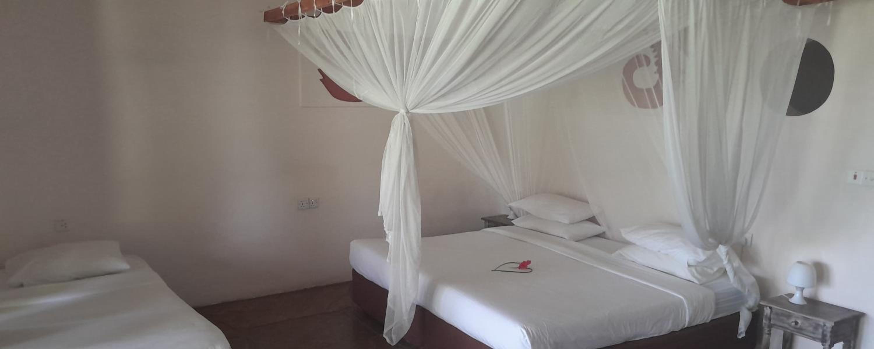 Triple Room with Sea View - Photo 8