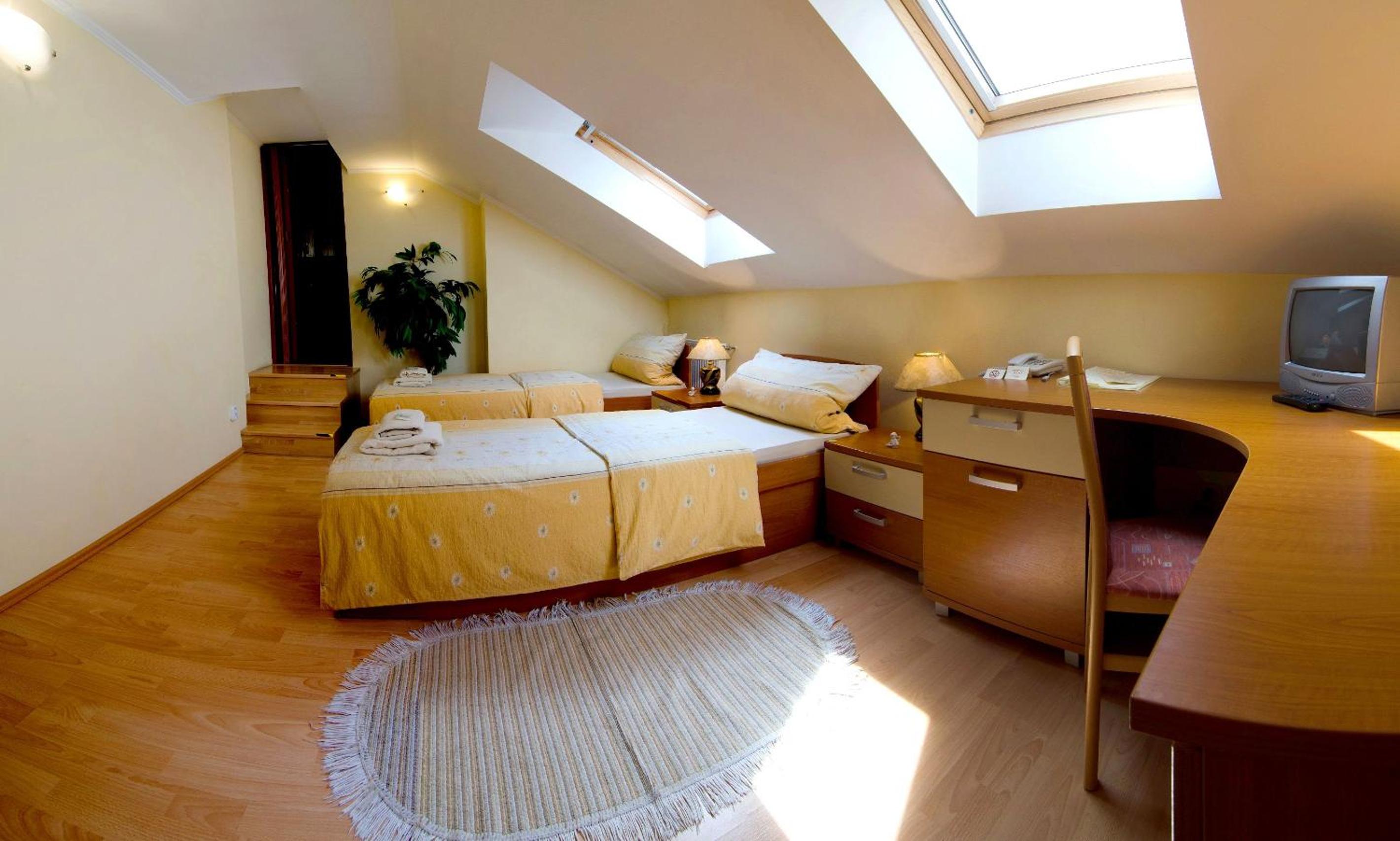 Budget Single Room photo 3