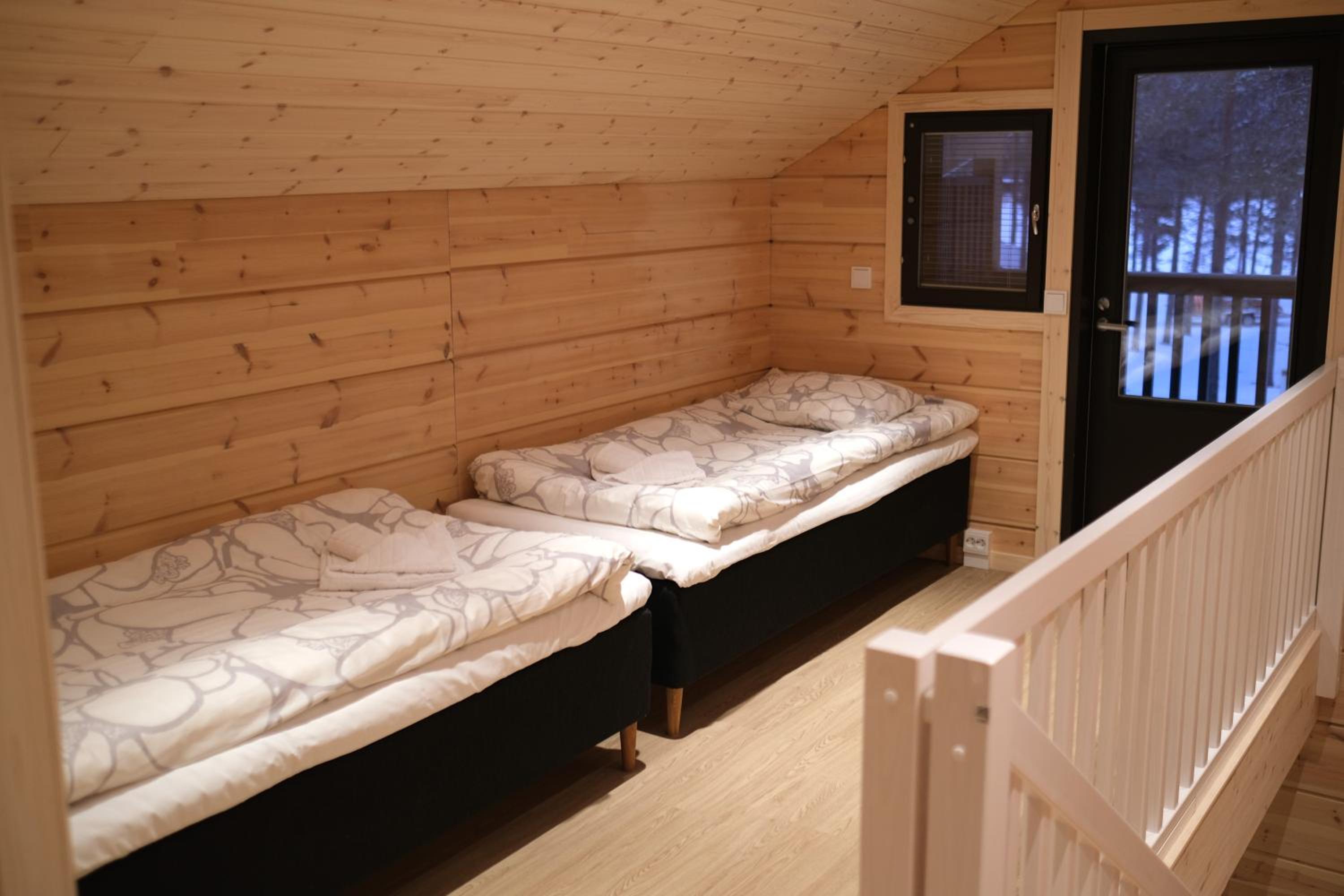 New Log Villa - No pets photo 2