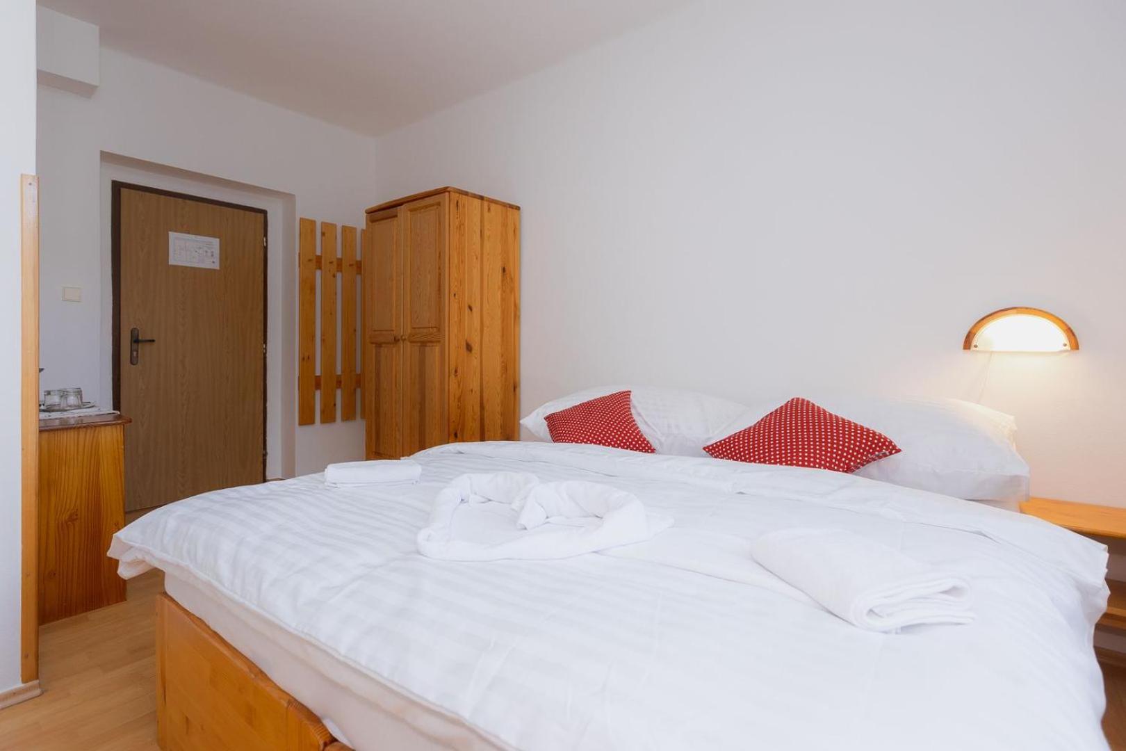 Standard Triple Room photo 3