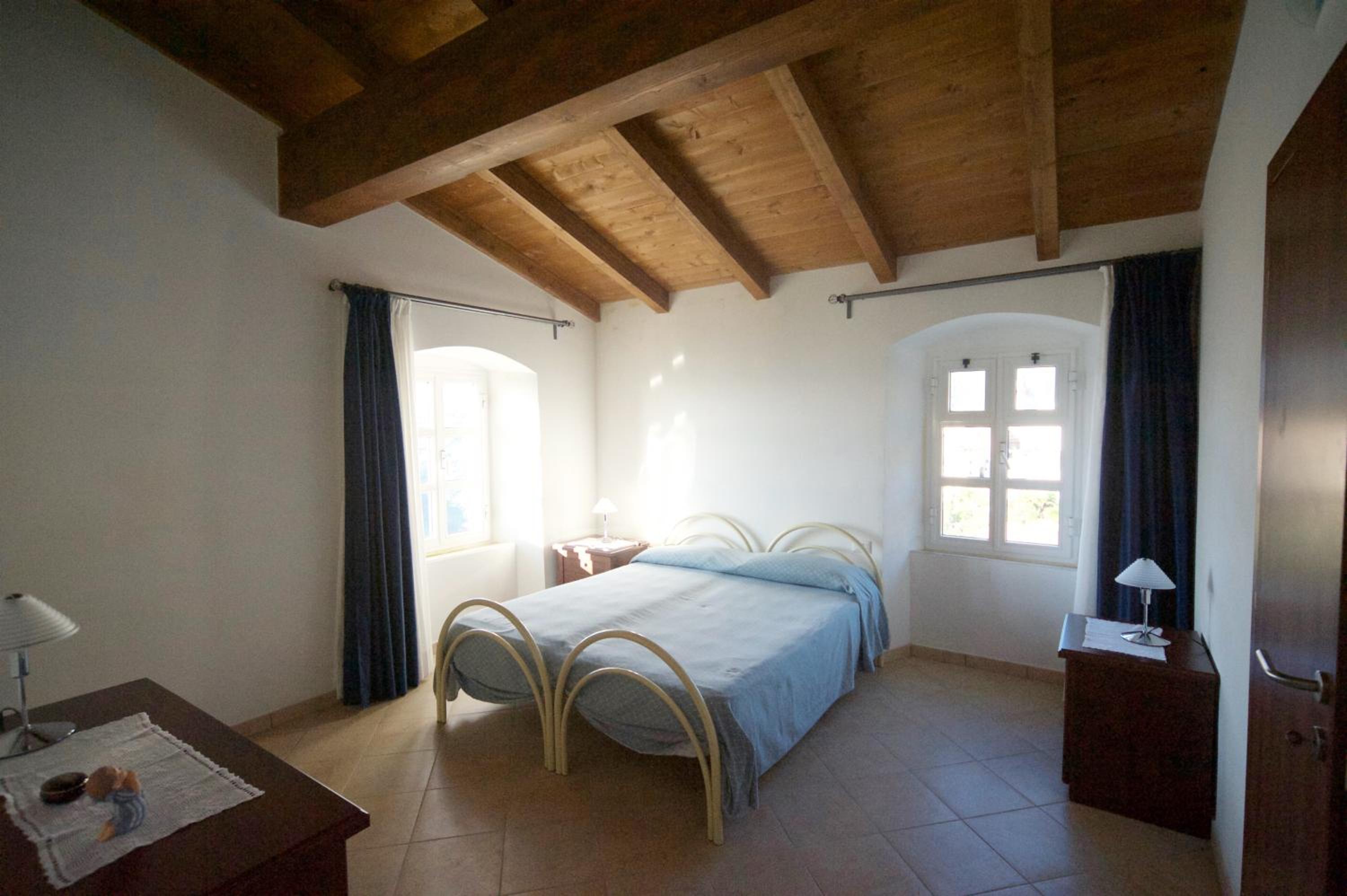 Quadruple Room with Mountain View photo 1