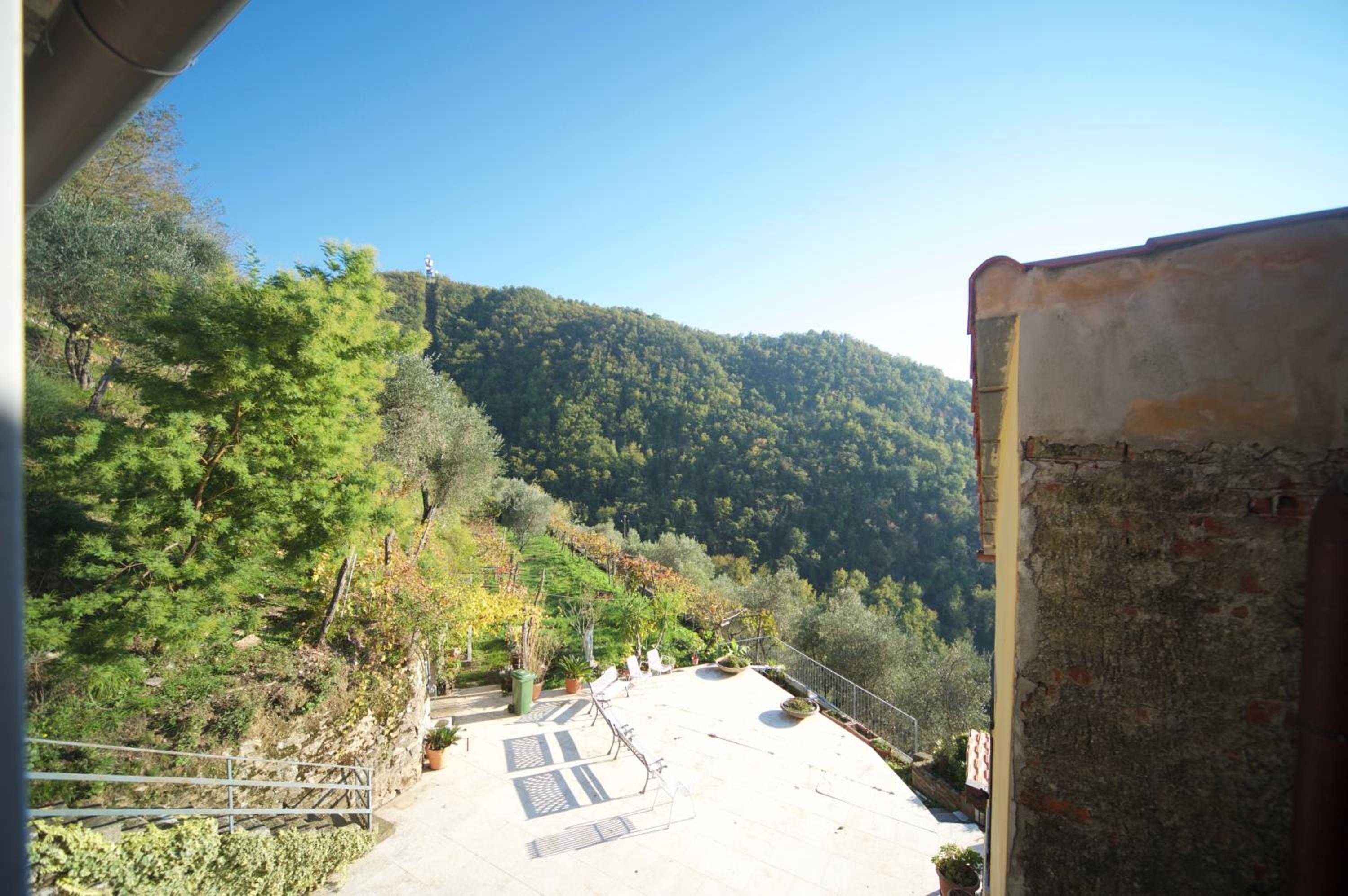 Quadruple Room with Garden View - Photo 4