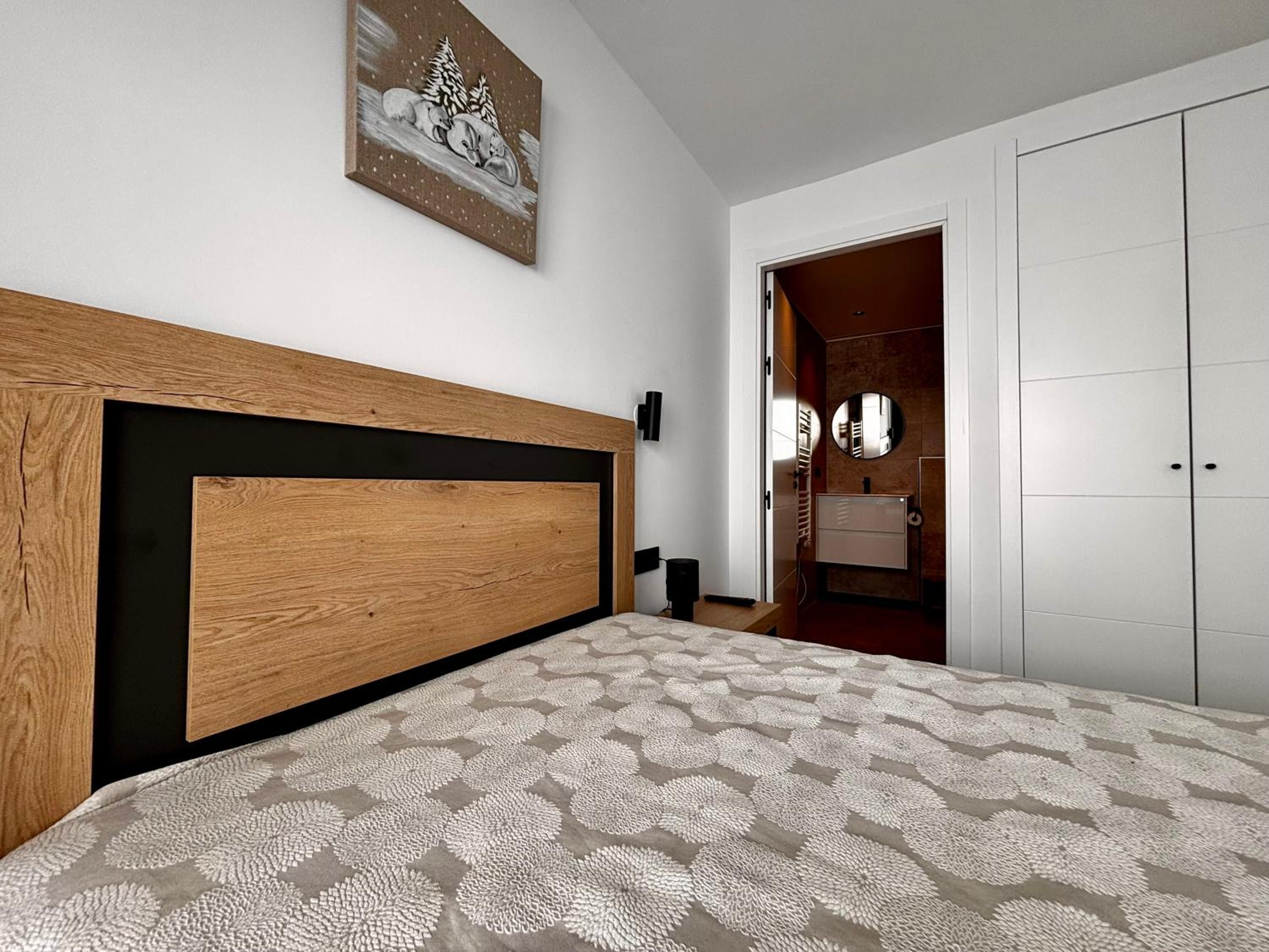Two-Bedroom Deluxe Apartment