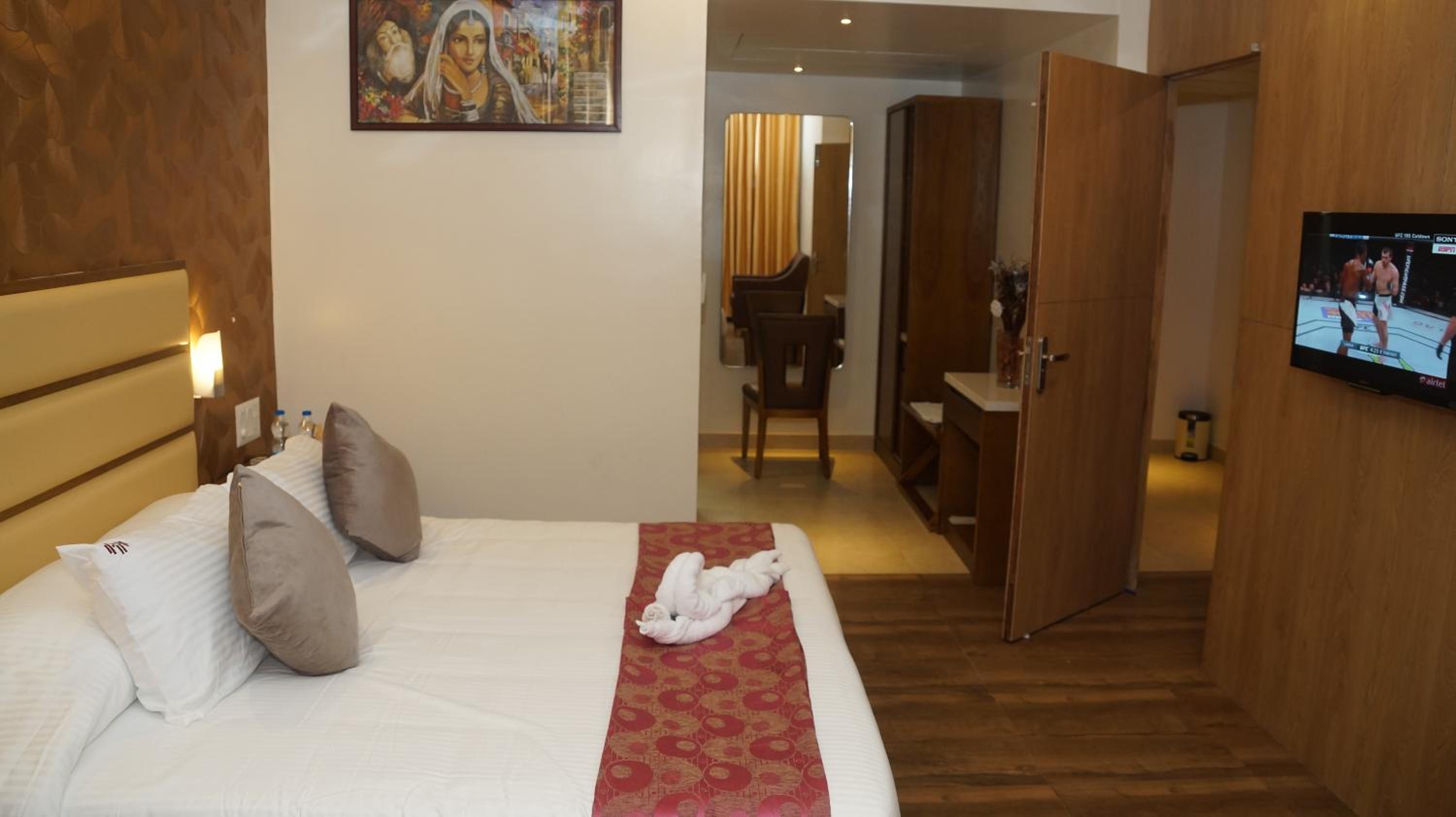 Luxury Single Room