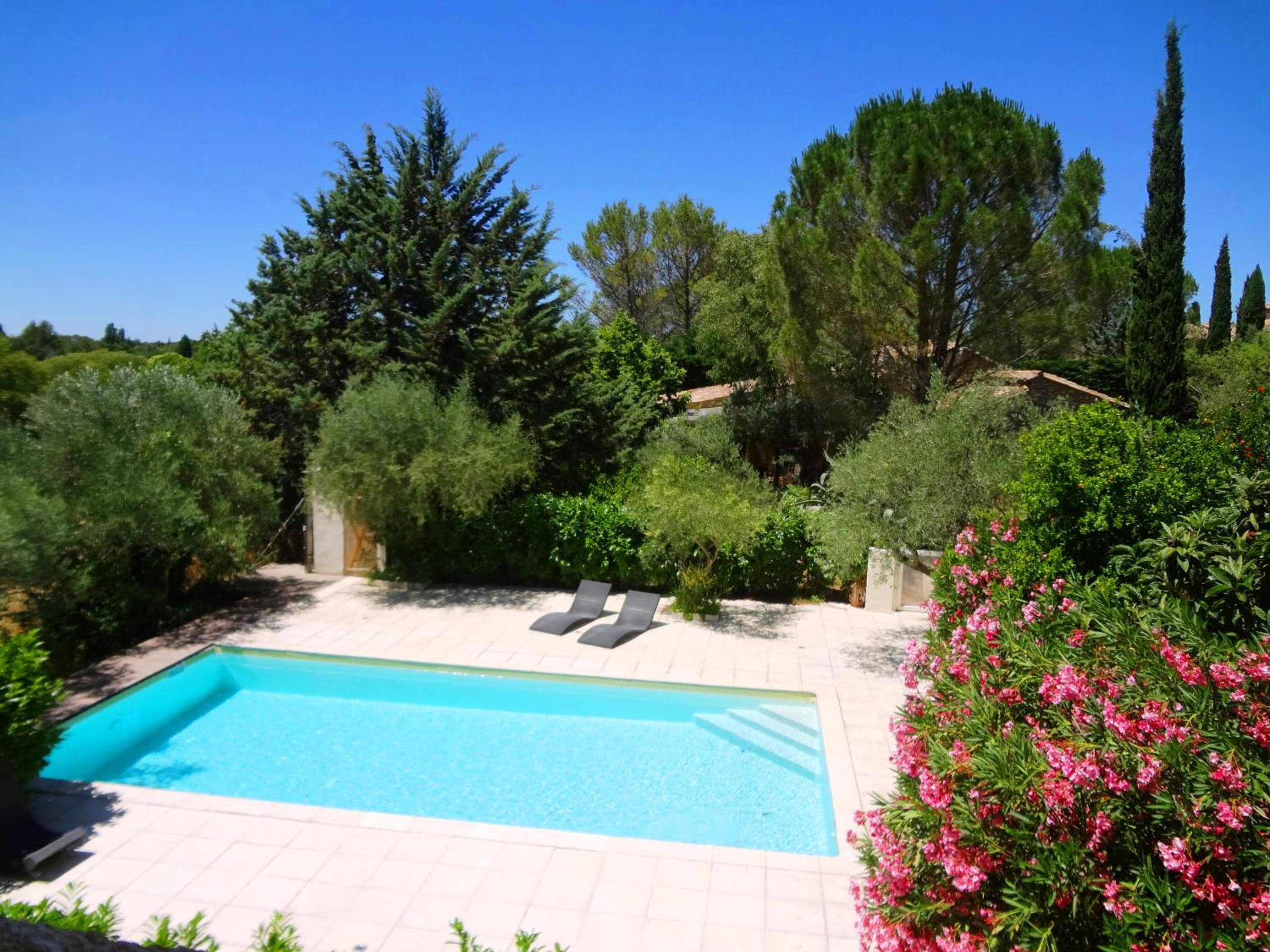 Apartment with Pool View  photo 1