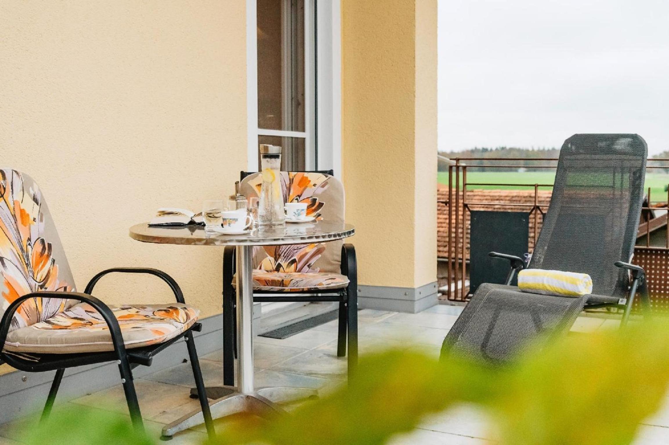 One-Bedroom Apartment with Balcony photo 1