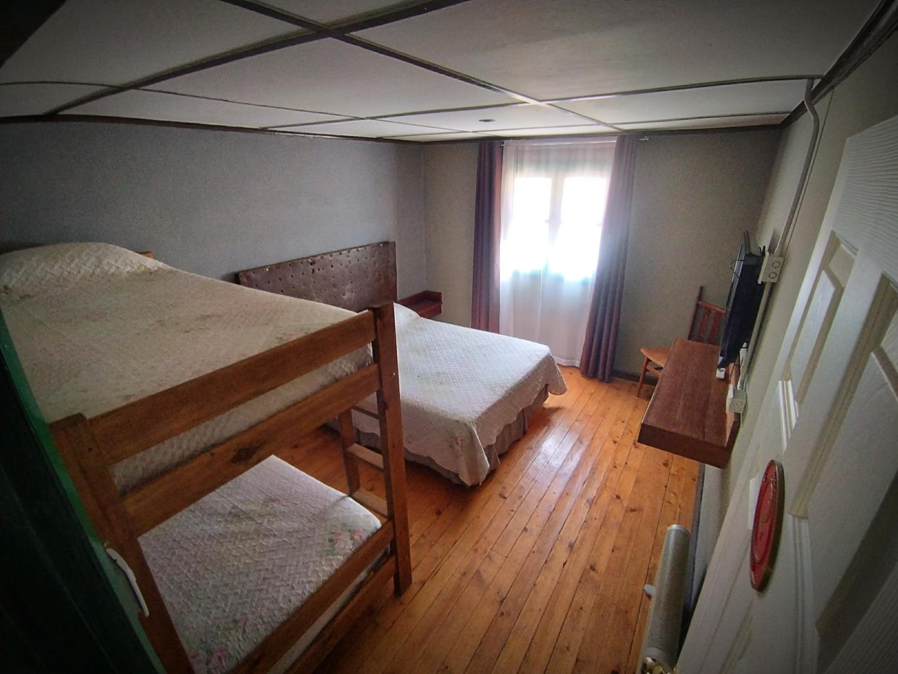 Quadruple Room with Private External Bathroom photo 2