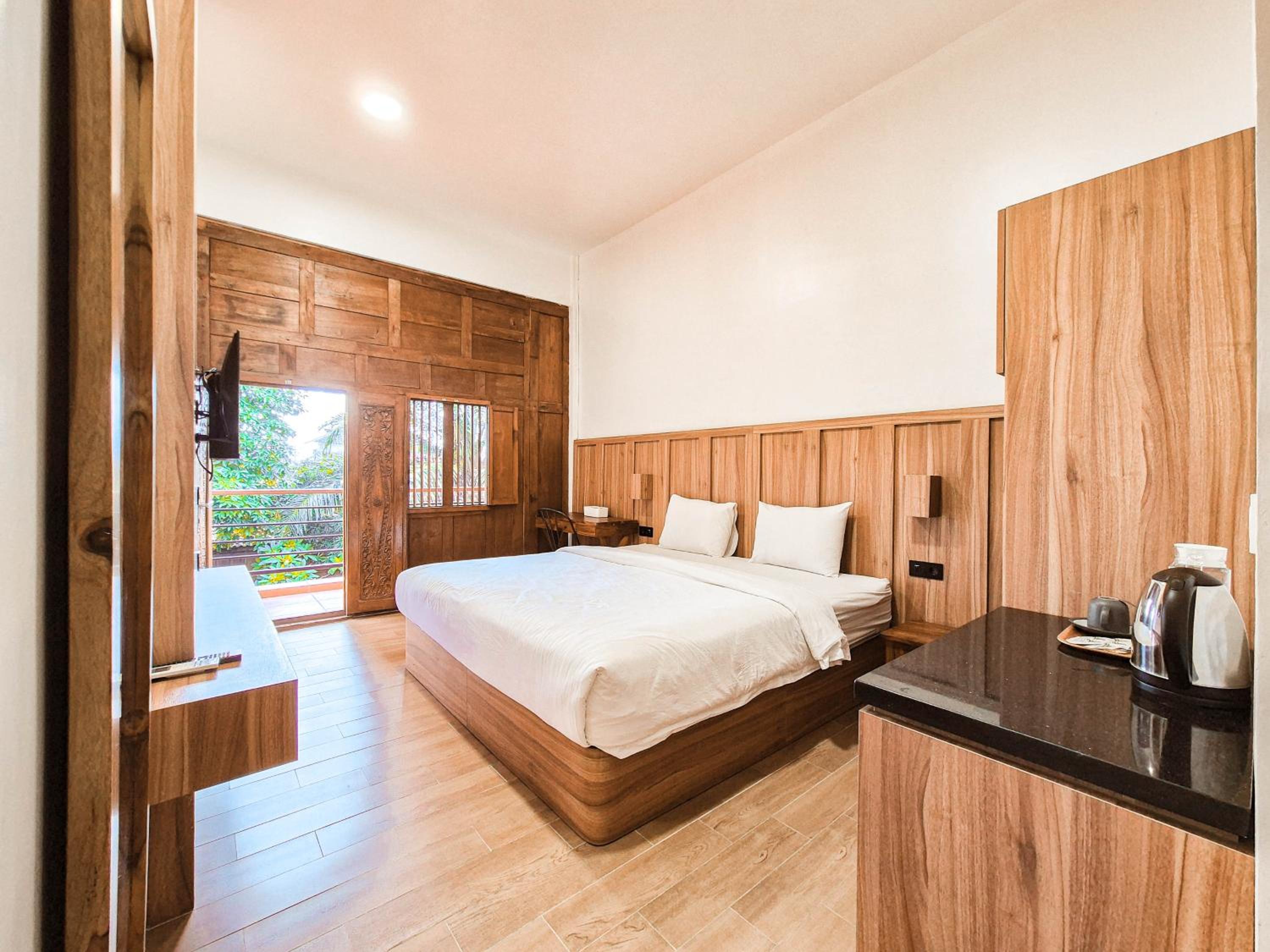 Superior King Room - Photo 6