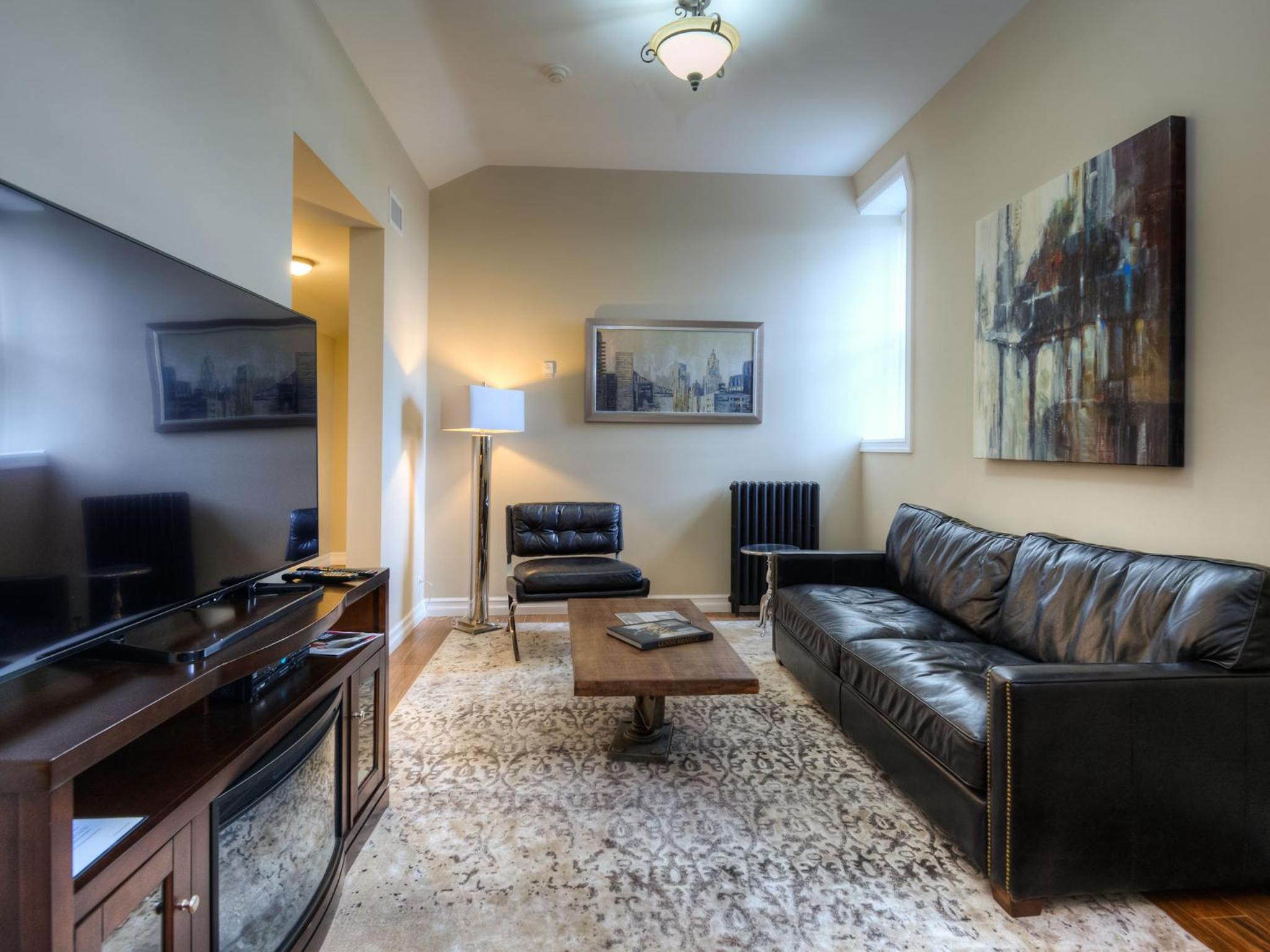 Two-Bedroom Penthouse Suite photo 3