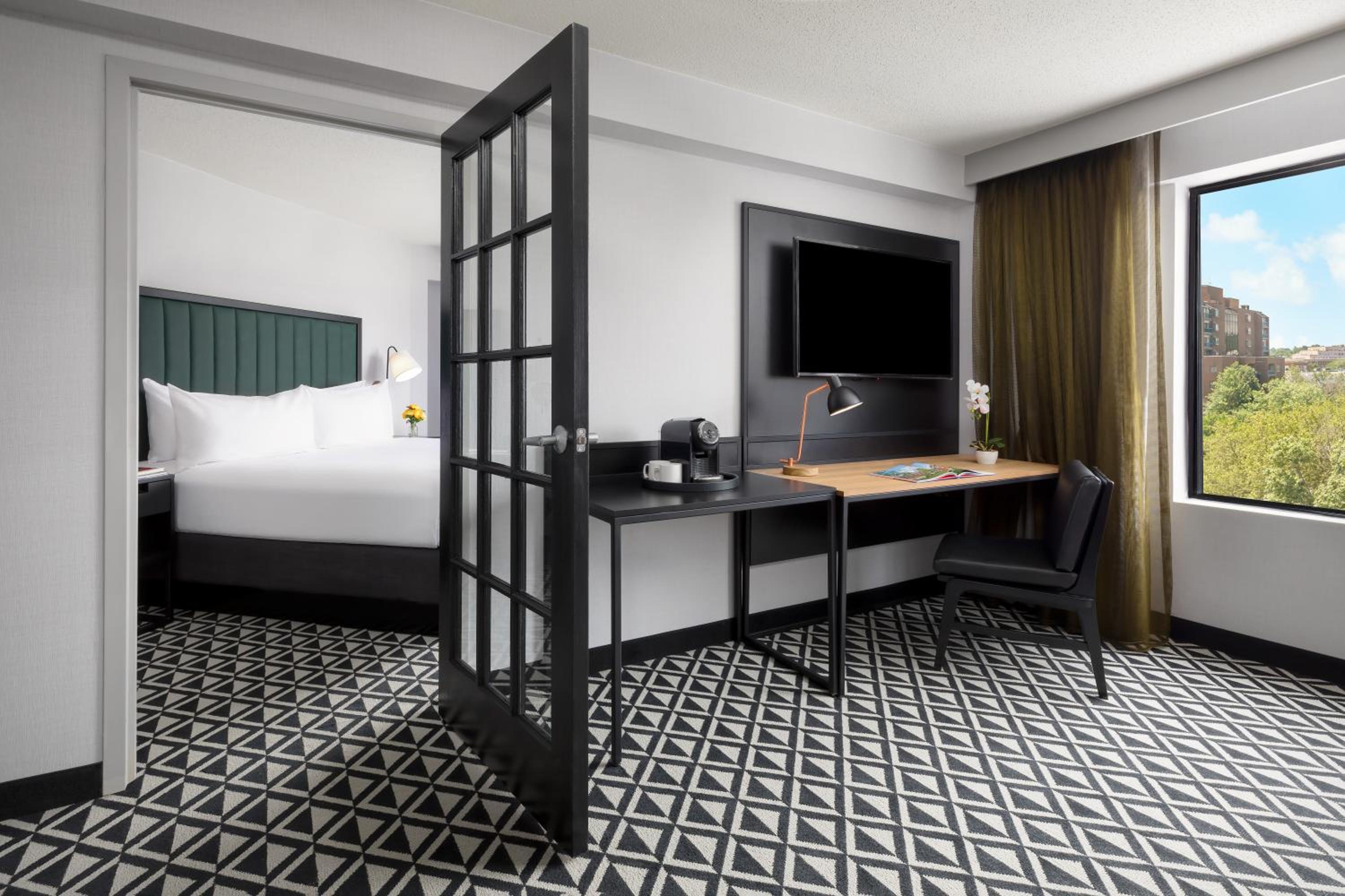 One-Bedroom Suite