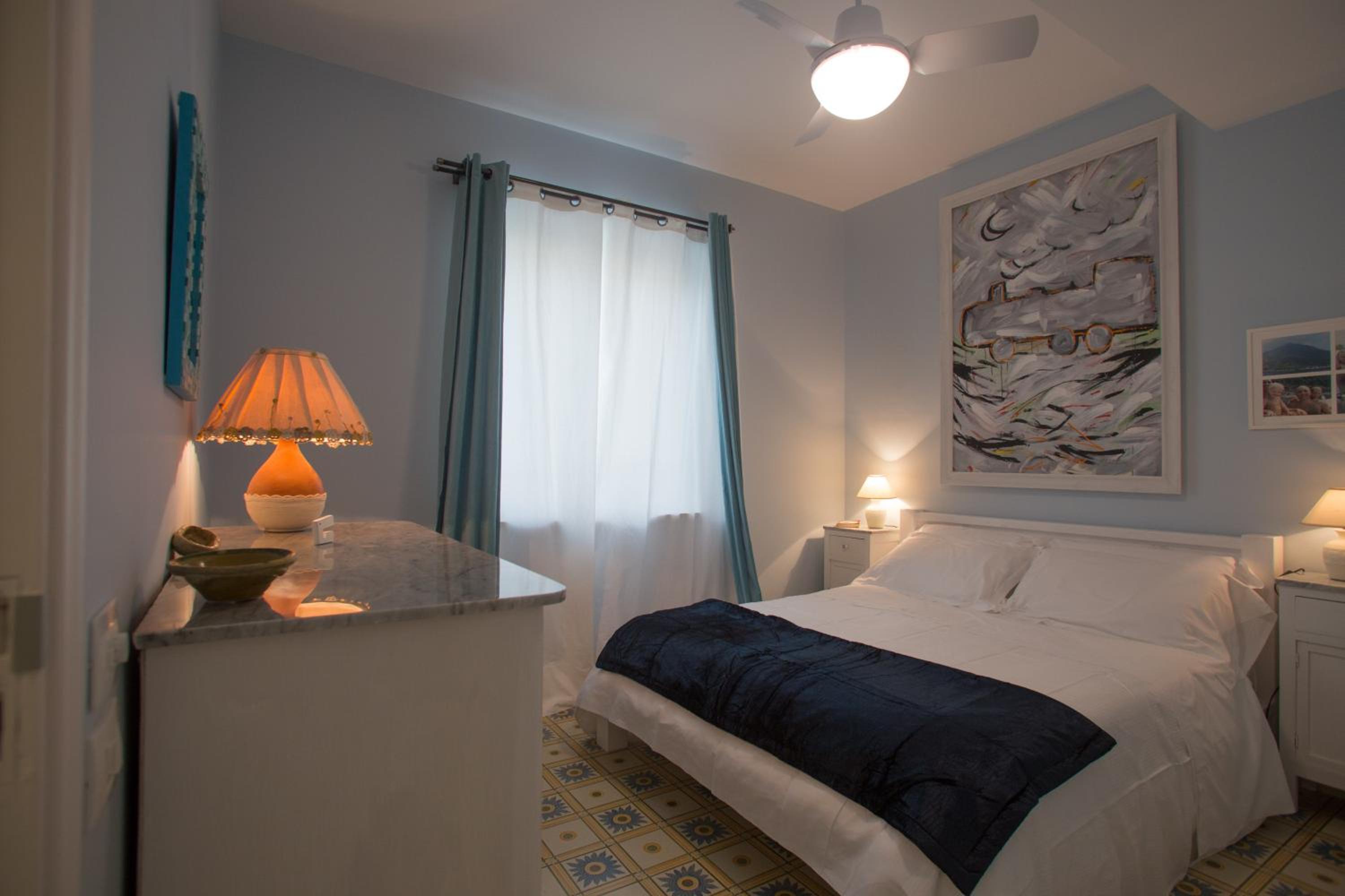 One-Bedroom House photo 2