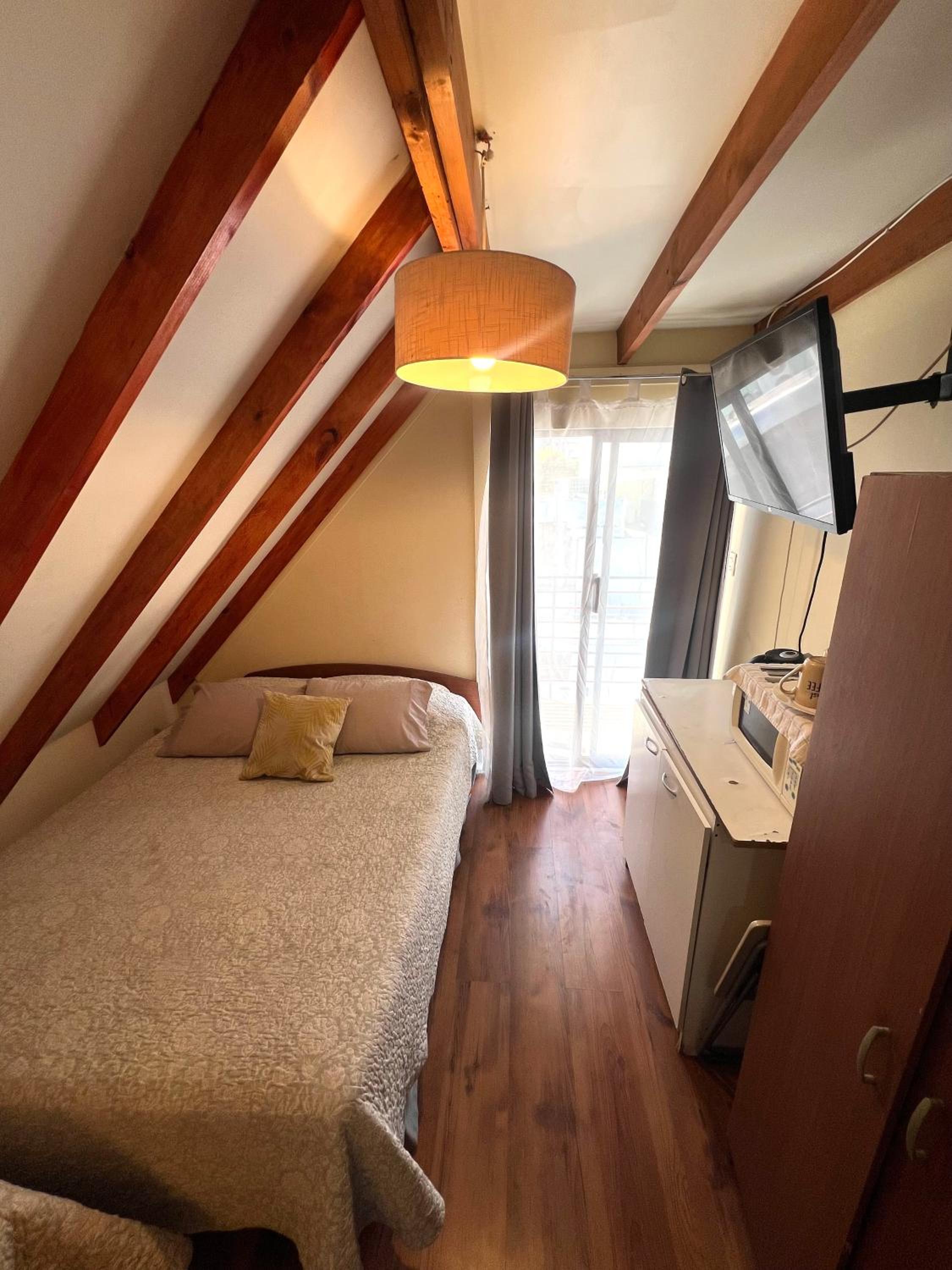 Budget Triple Room photo 2
