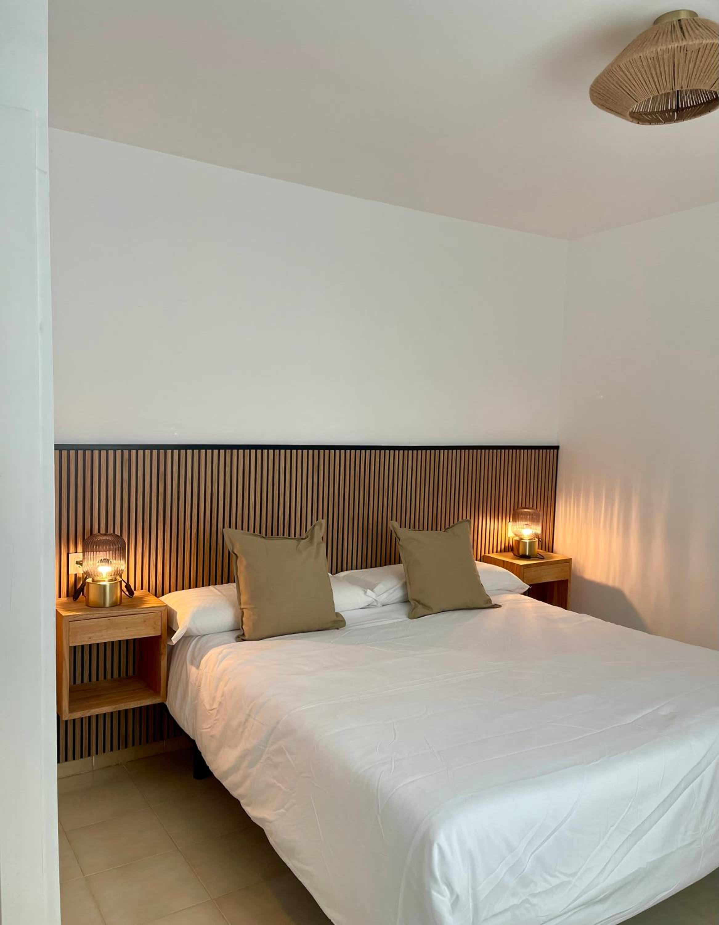 Budget Double Room photo 2