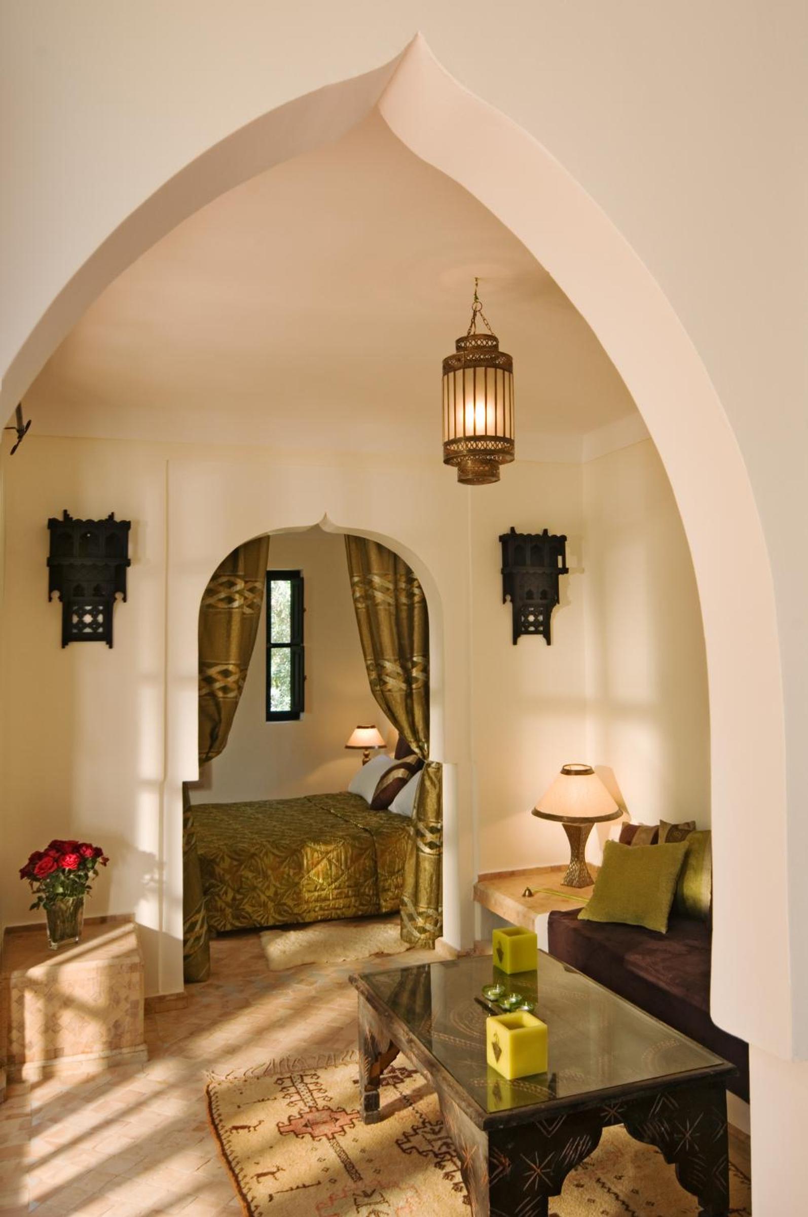 Queen Suite with Pool View photo 2