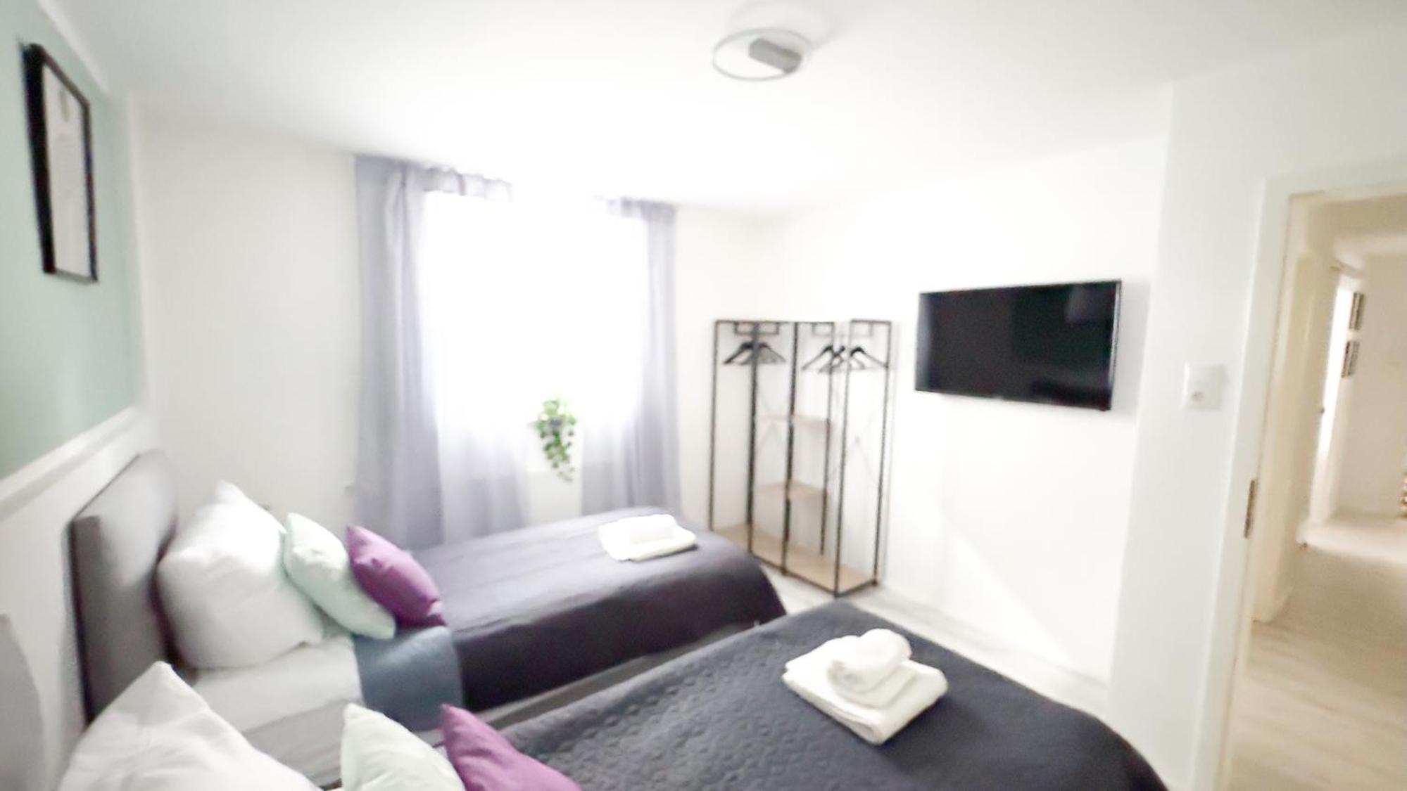 Three-Bedroom Standard Apartment photo 1