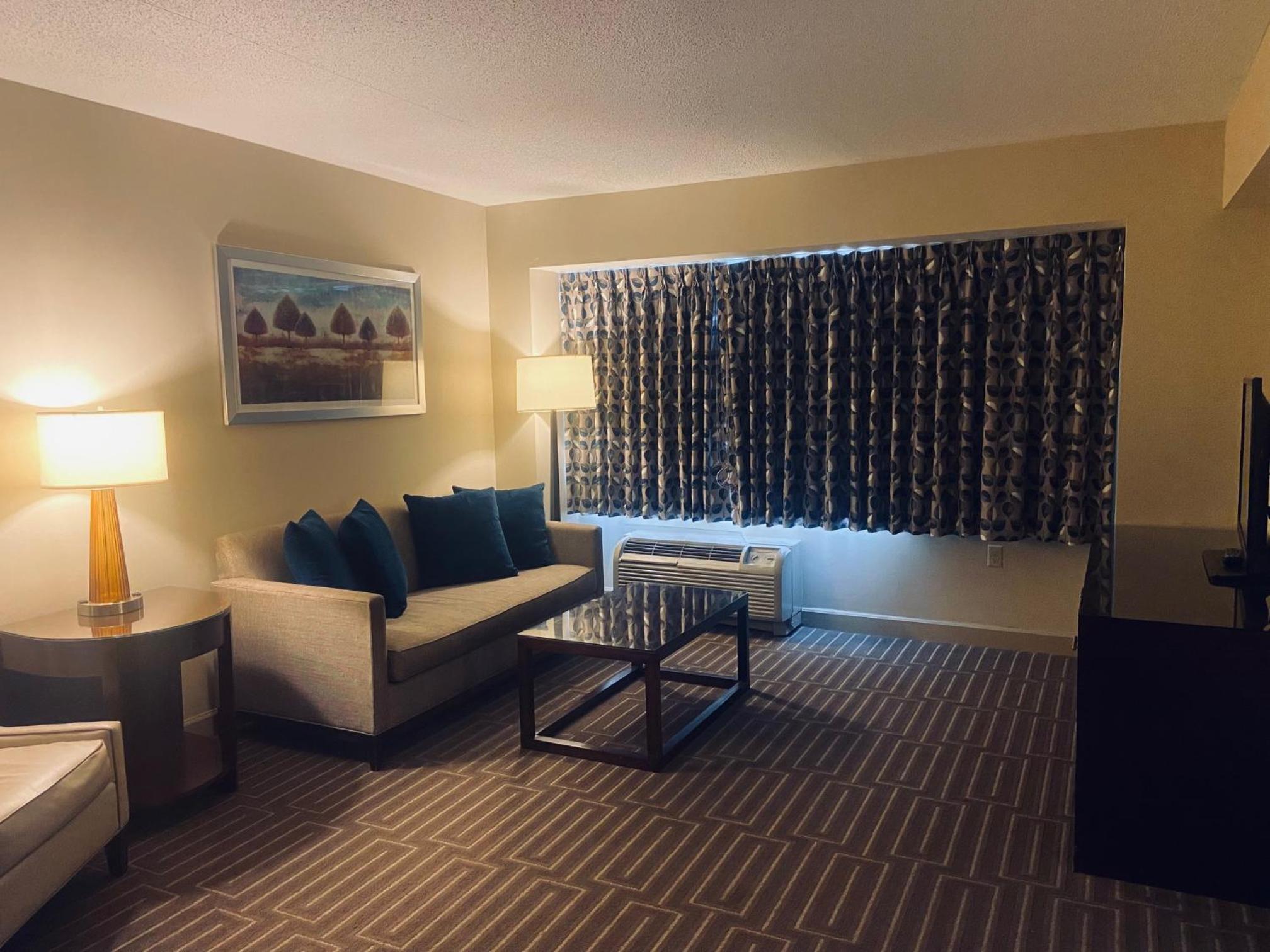 Queen Room - Disability Access