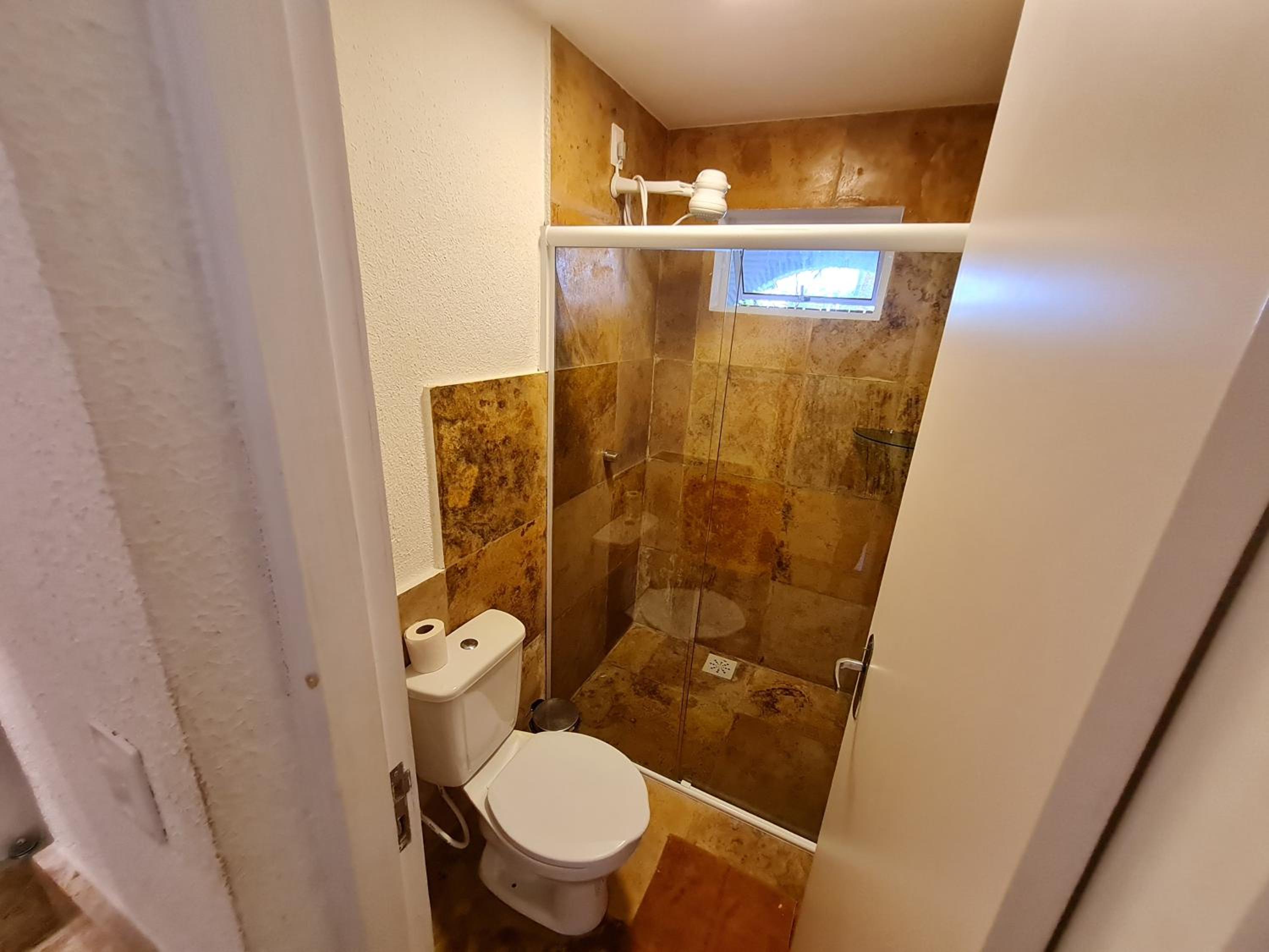 Junior Suite with Balcony - Photo 6