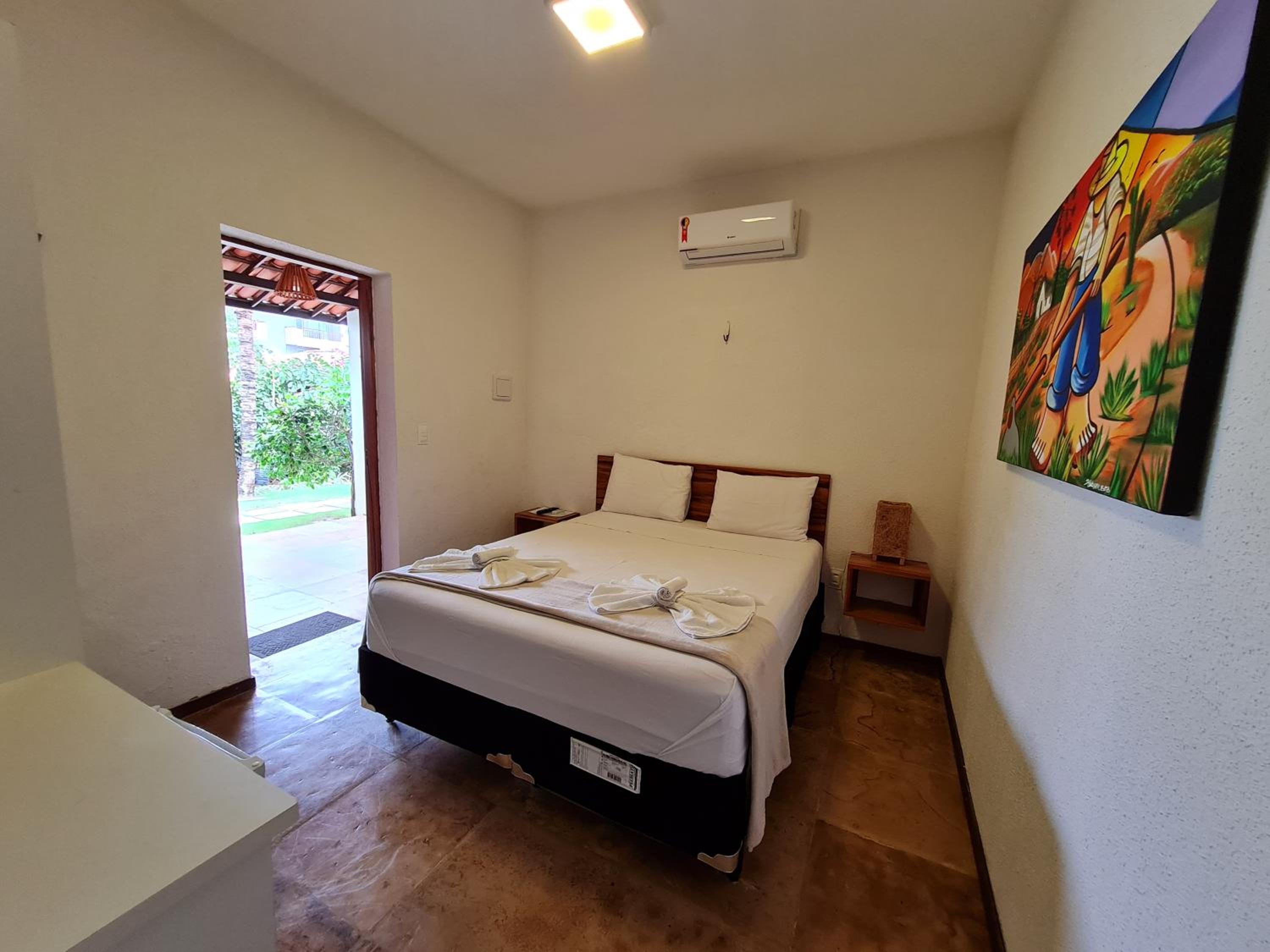 Junior Suite with Balcony - Photo 5