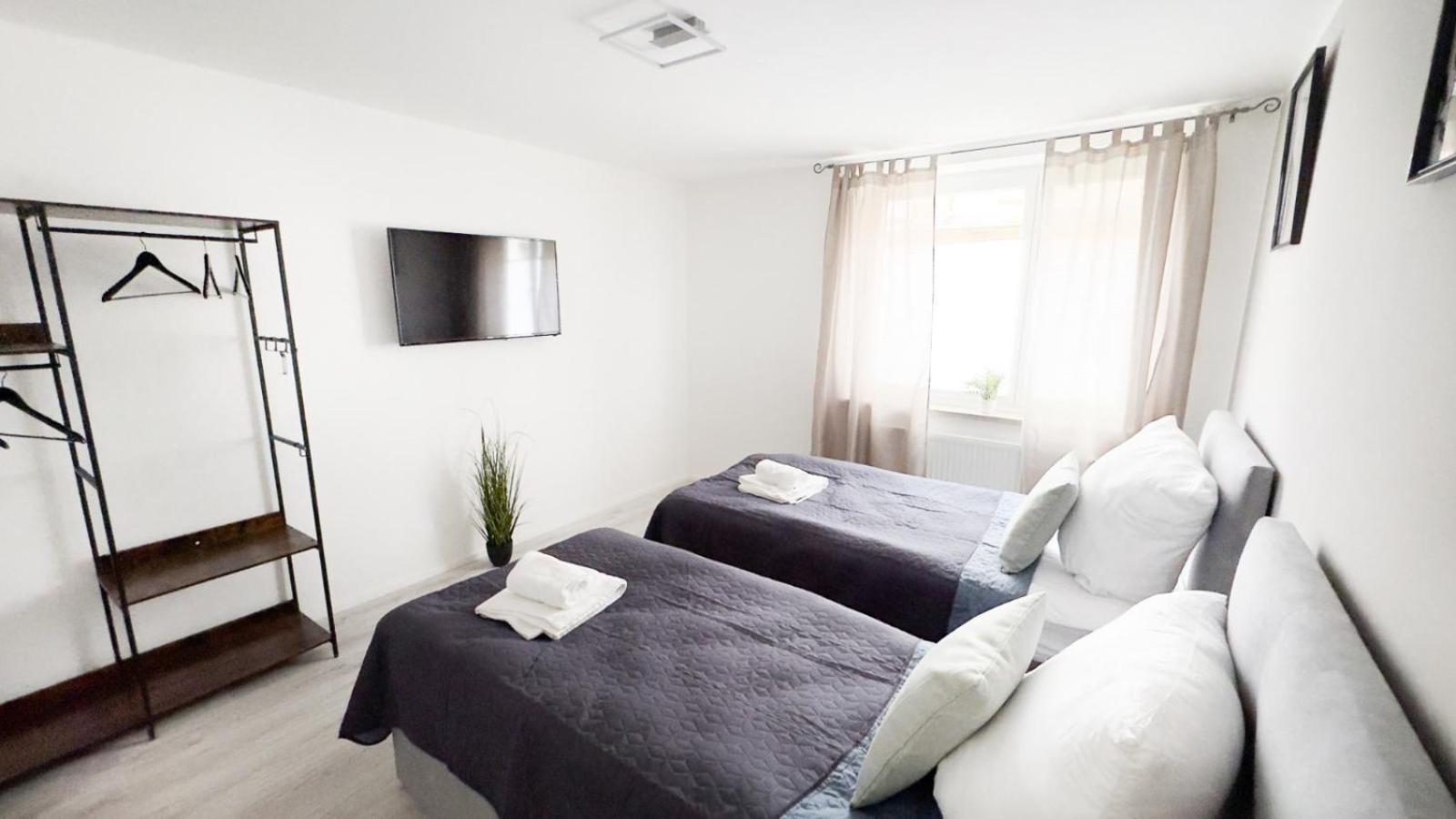 Three-Bedroom Standard Apartment photo 3