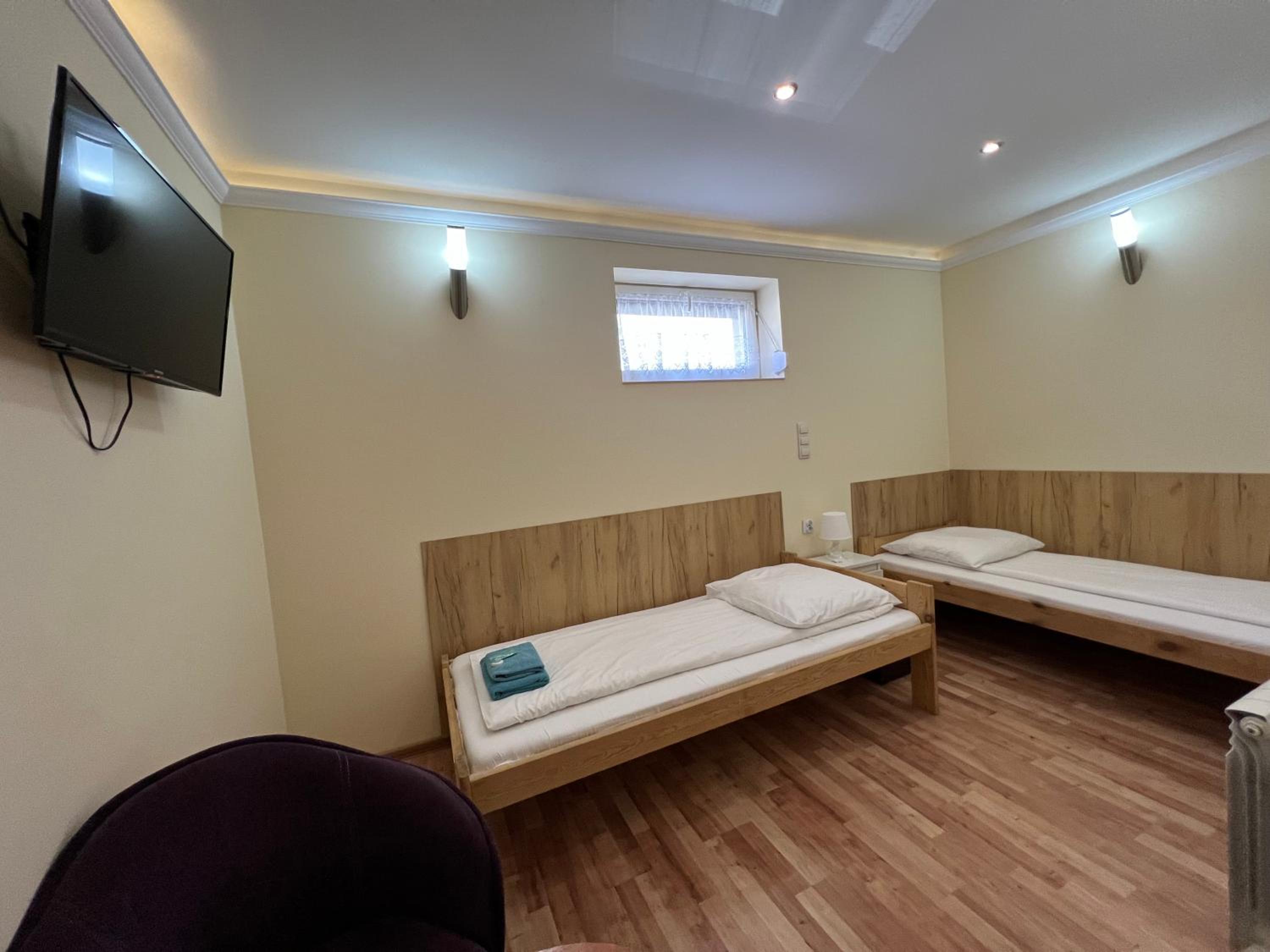 Large Twin Room photo 3