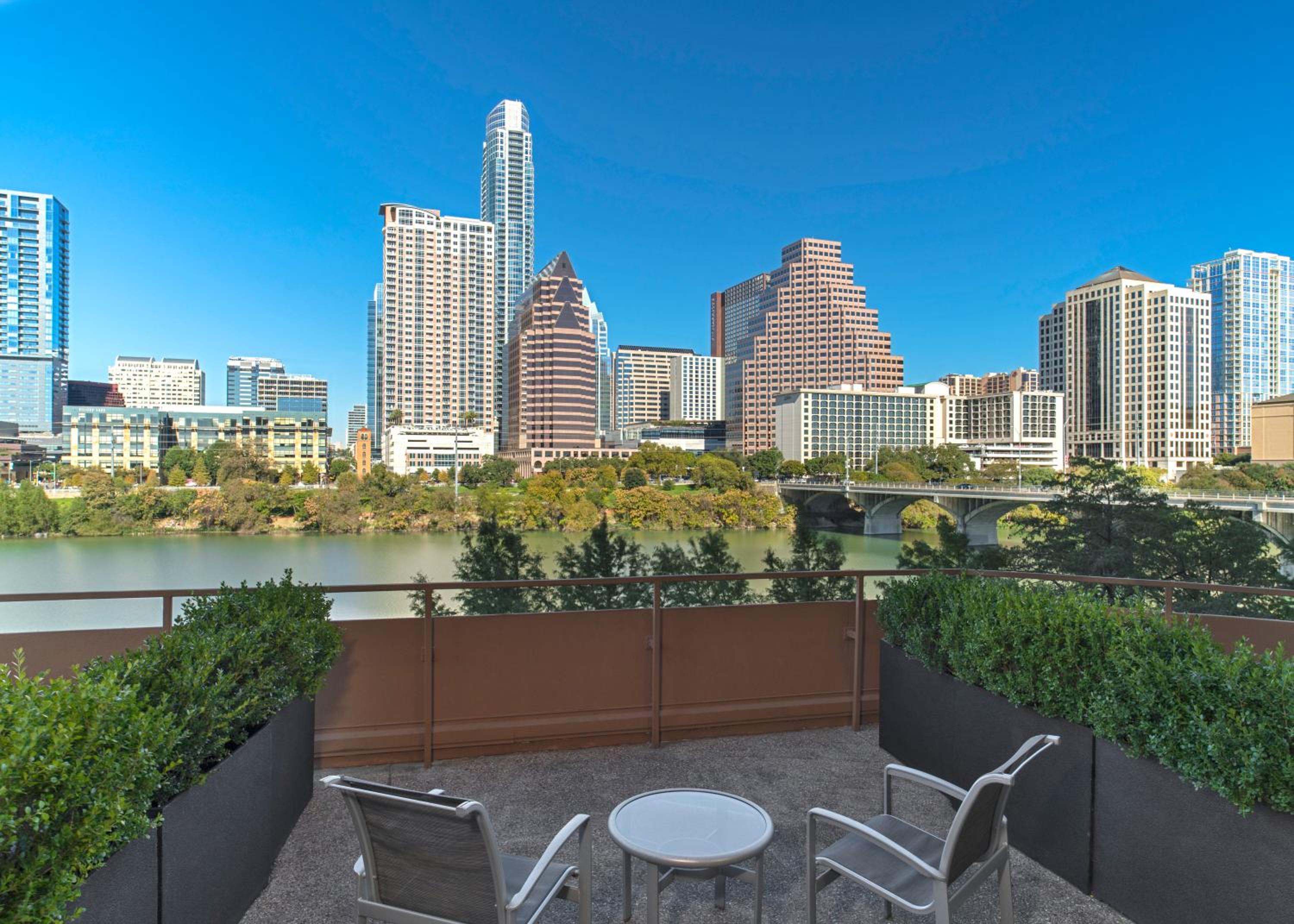 1 King Bed Lakefront Patio - Photo 2