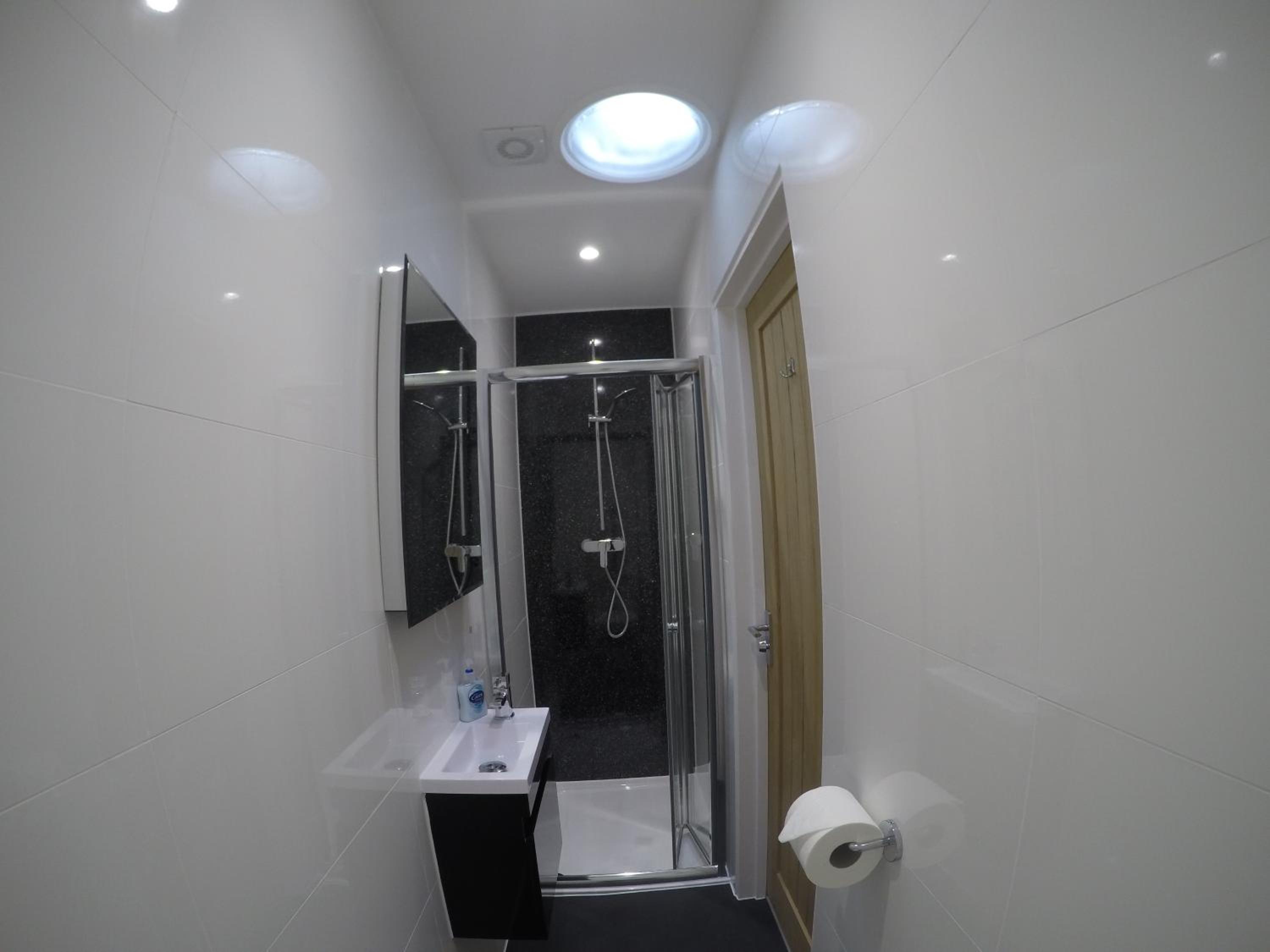 Single Room with Shower photo 3