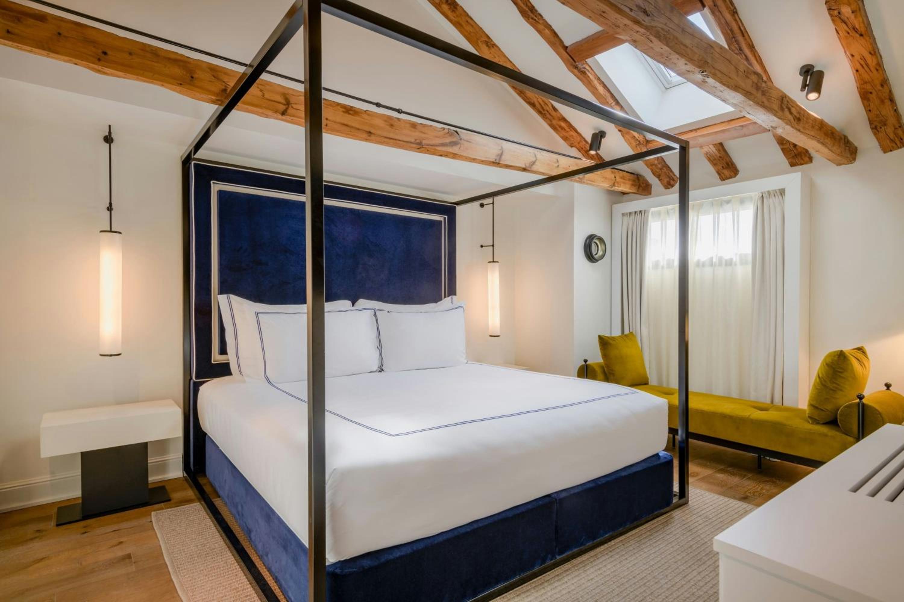 Family King Suite