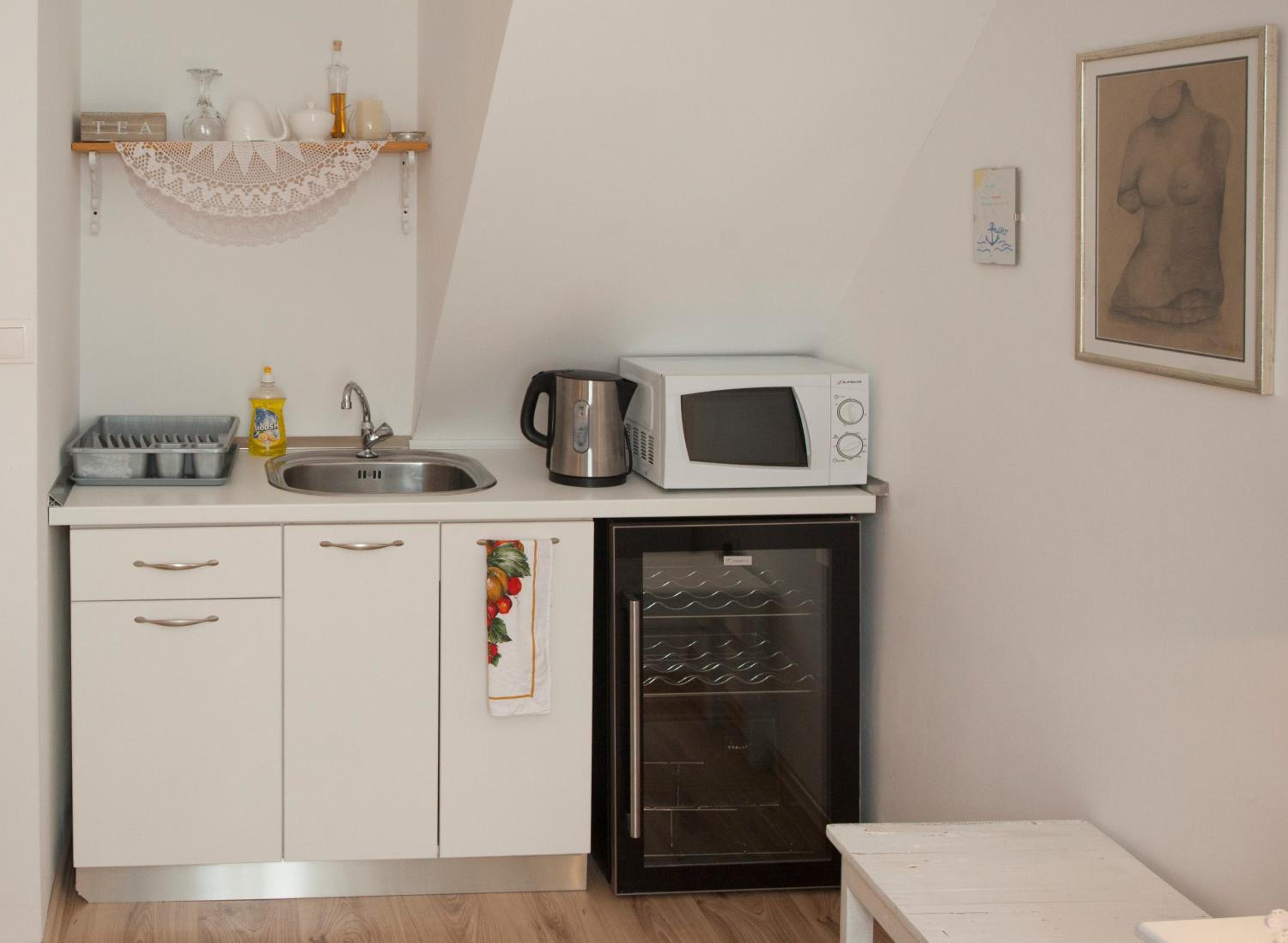 Double Room - Photo 13