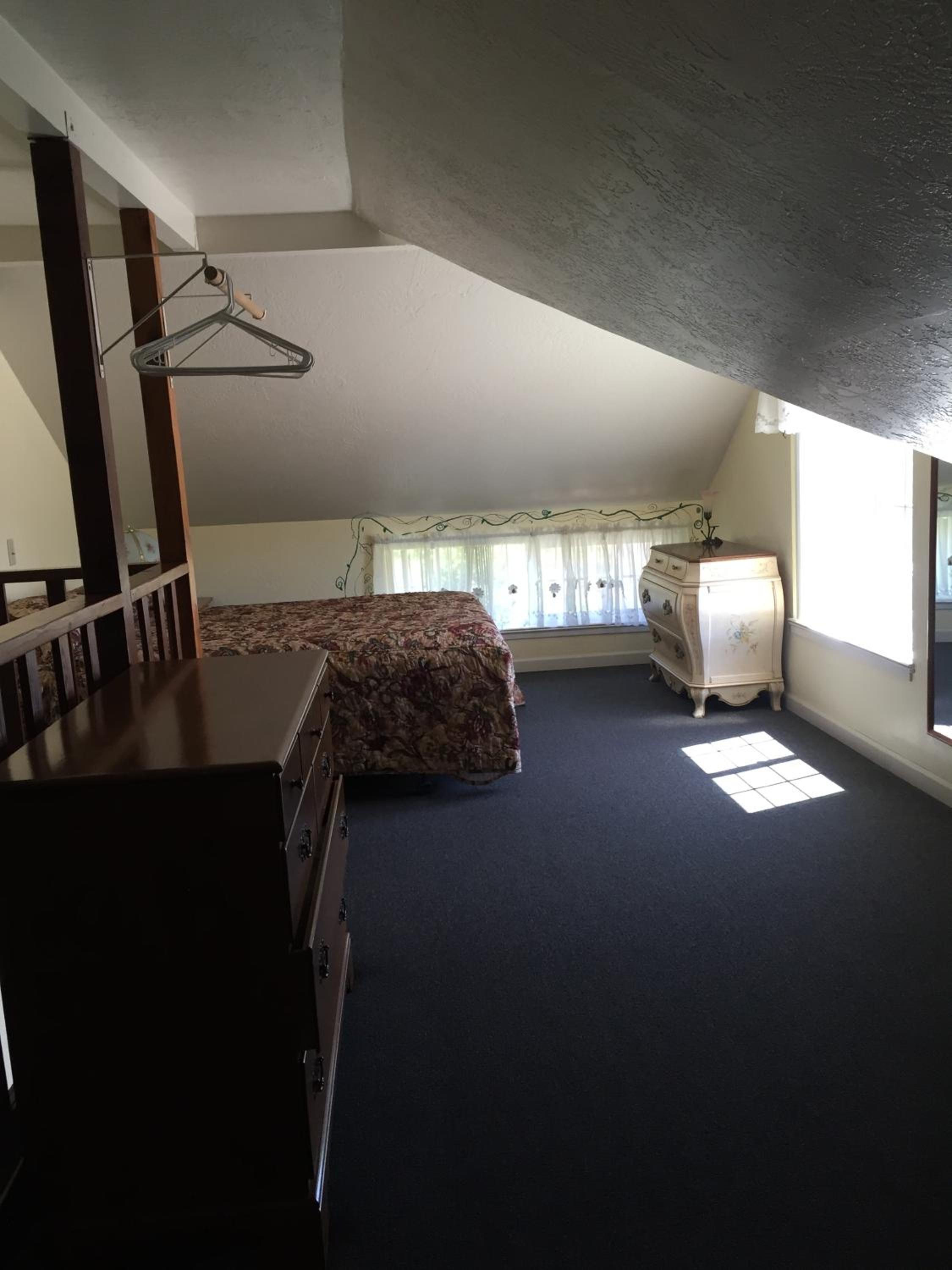 One-Bedroom Suite with Private Bath photo 1