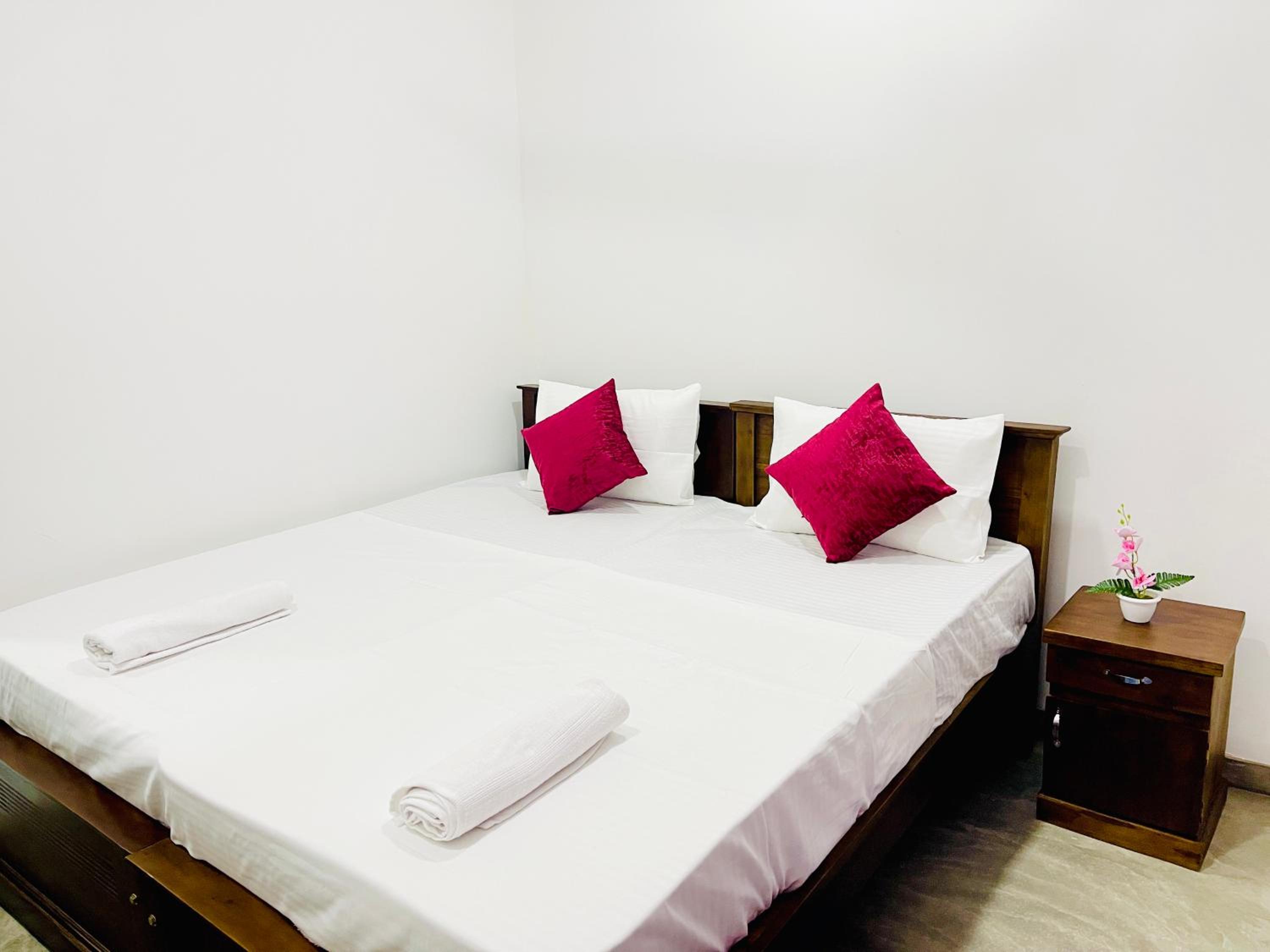 Budget Double Room photo 1