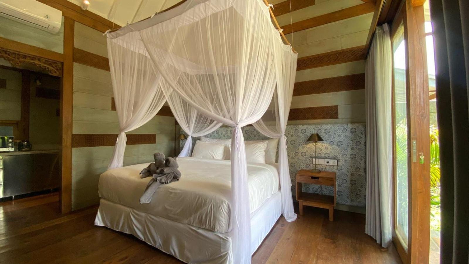 Villa with Garden View - Photo 5