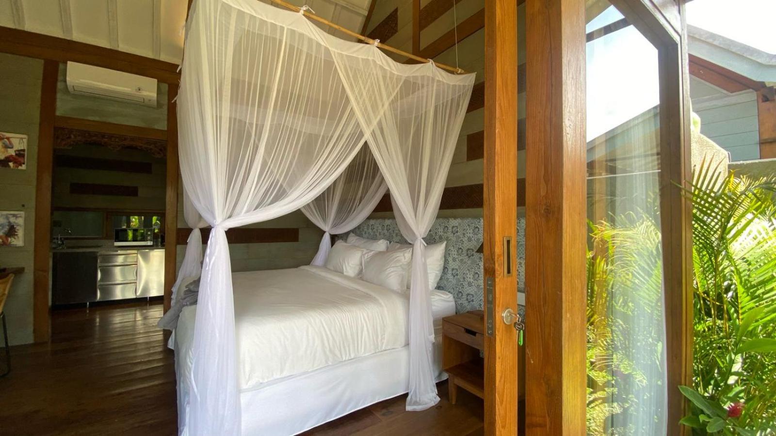 Villa with Garden View - Photo 11