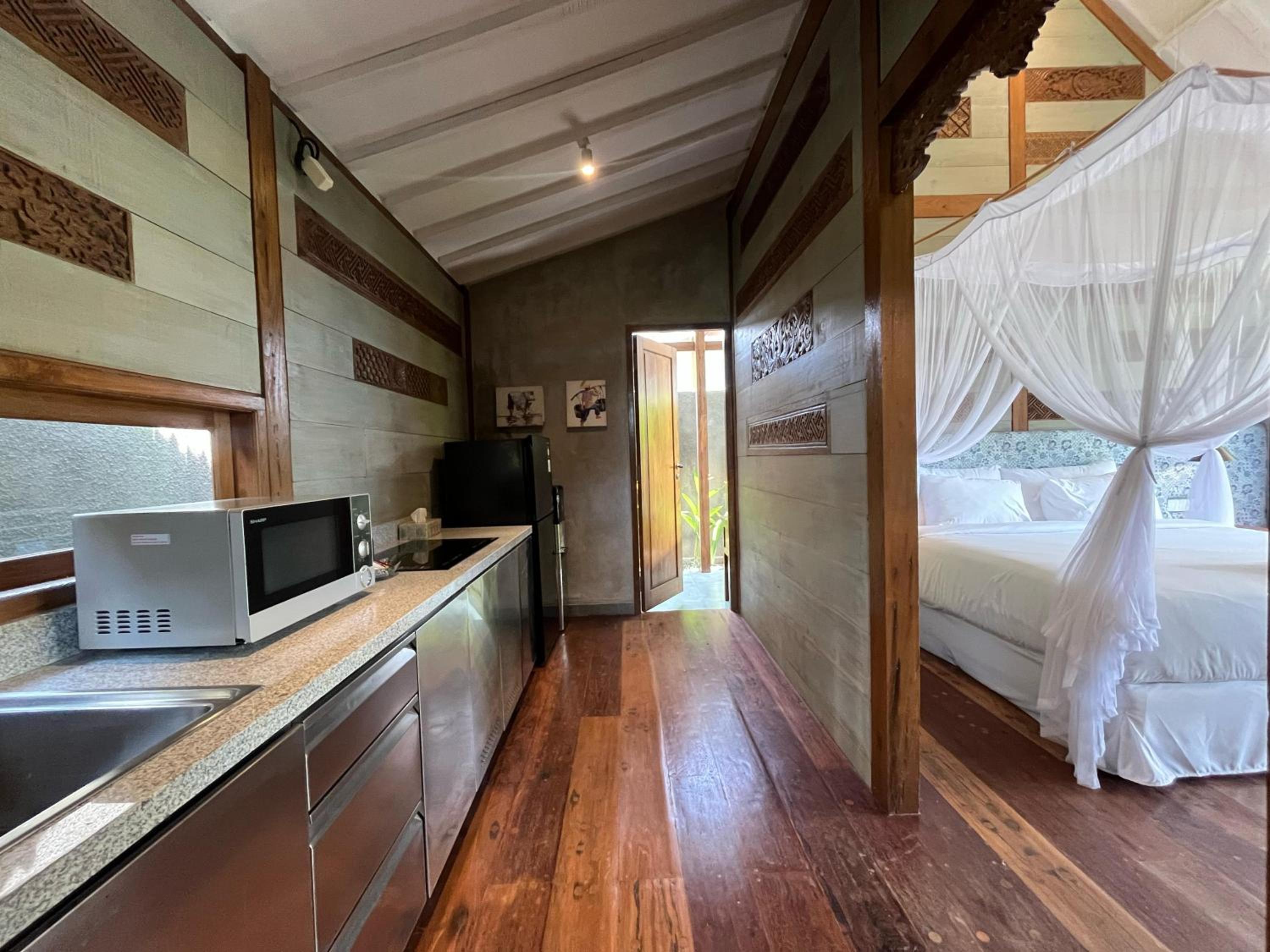 Villa with Garden View - Photo 20