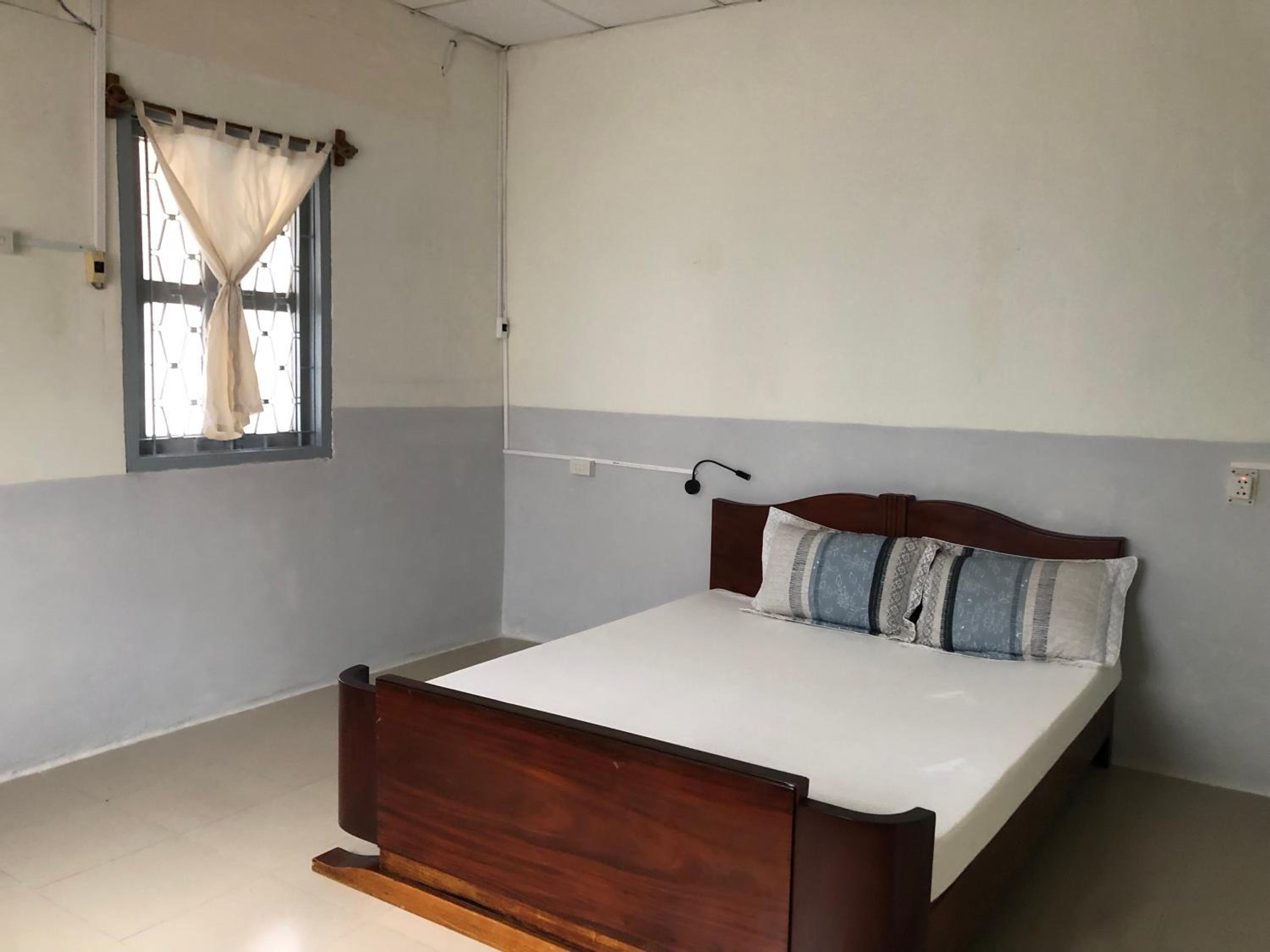 Queen Room with Balcony