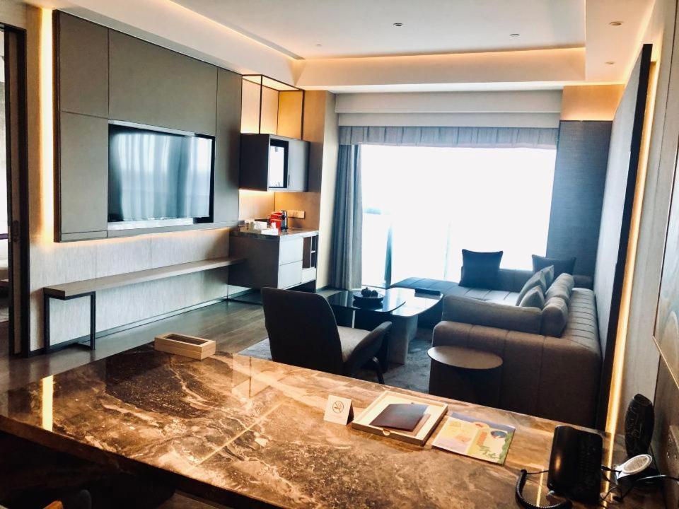 Suite with One King Bed