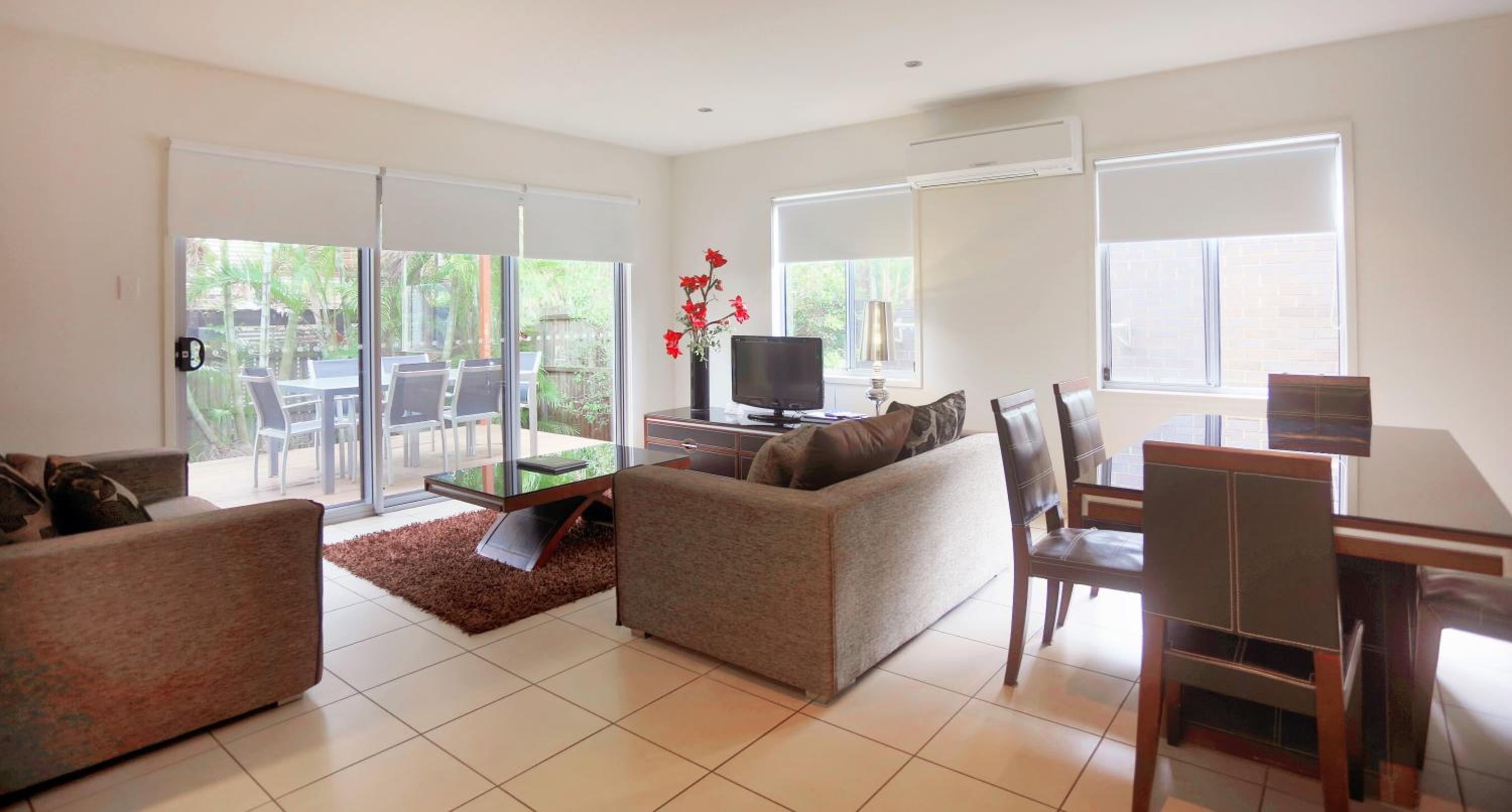 Two-Bedroom Standard Villa - Photo 8