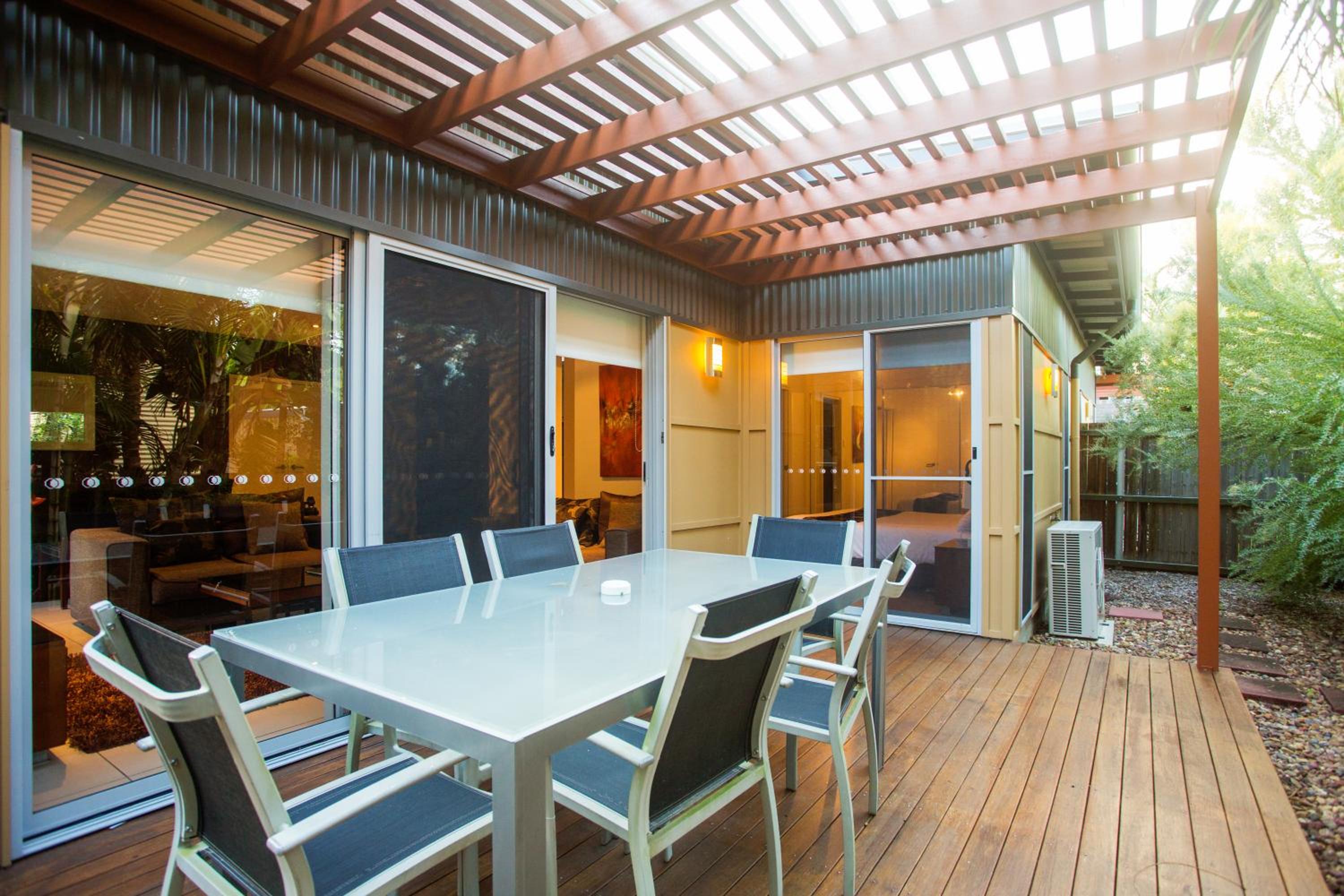 Two-Bedroom Standard Villa - Photo 4