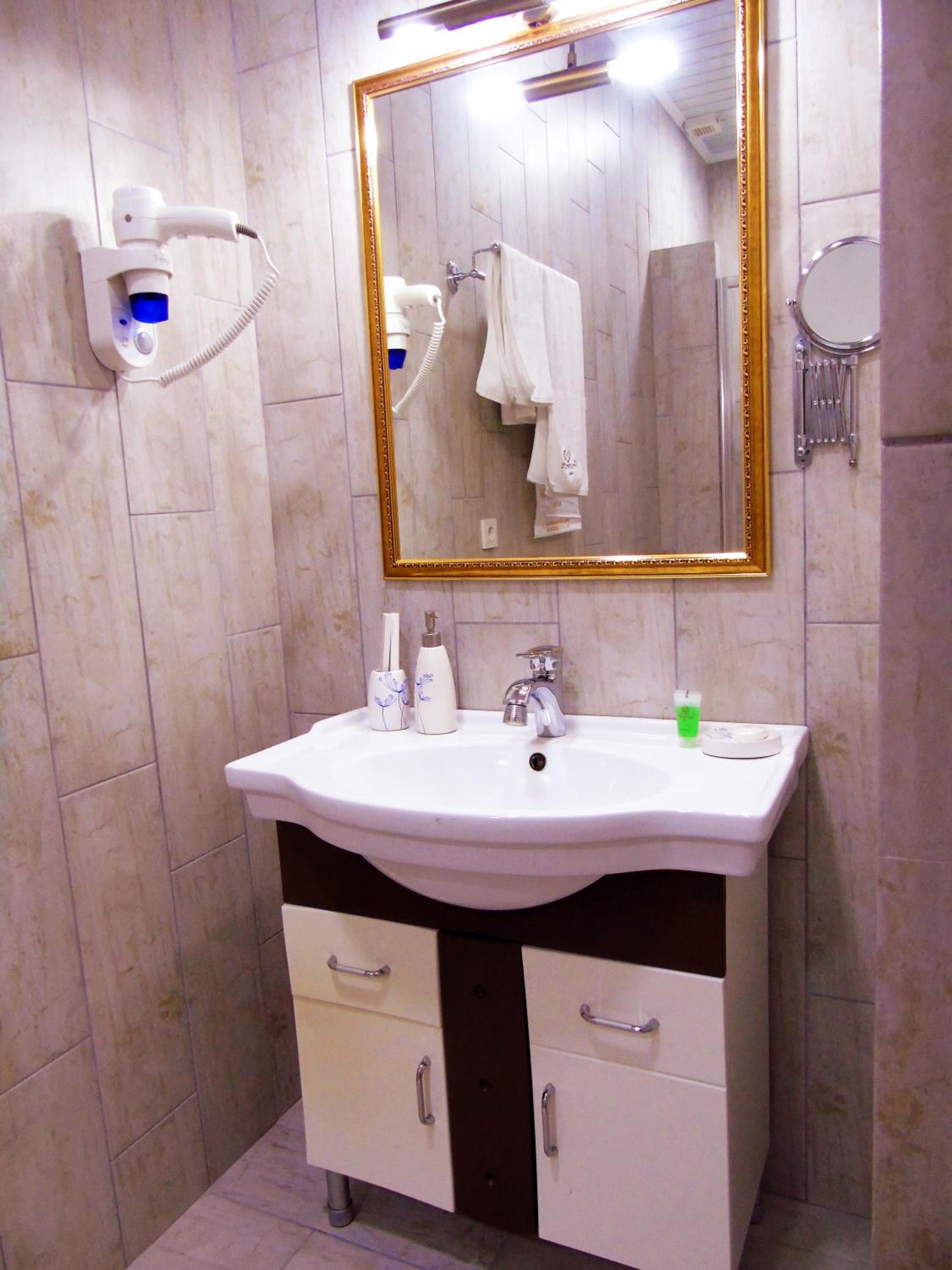 Single Room photo 2