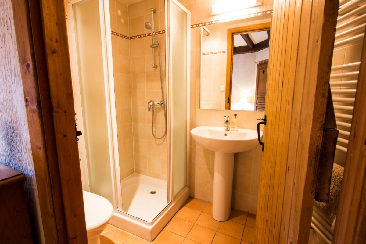 Small Twin Room