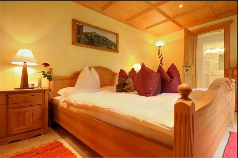 Two-Bedroom Apartment with Balcony 2