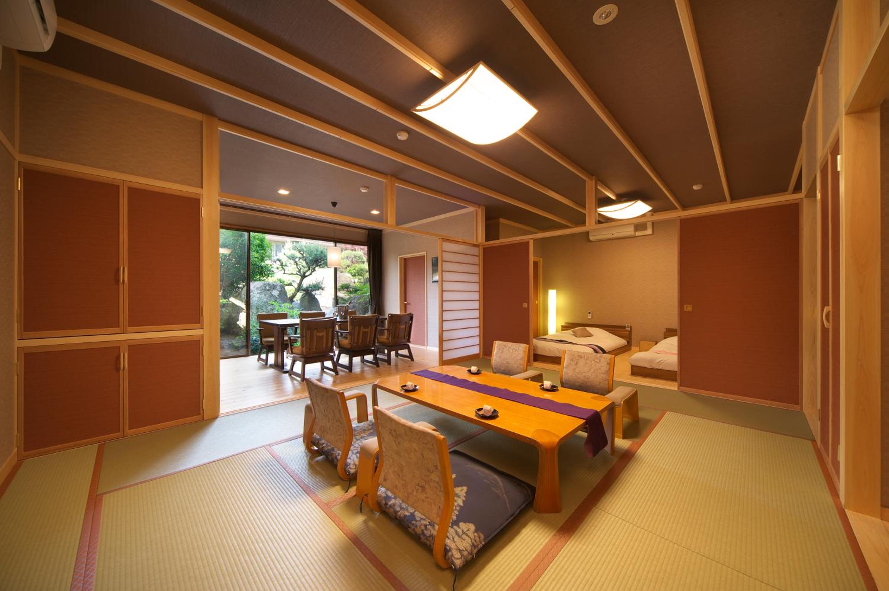 Japanese-Style Deluxe Room with Tatami Area and Open-Air Bath - Non-Smoking - Photo 1