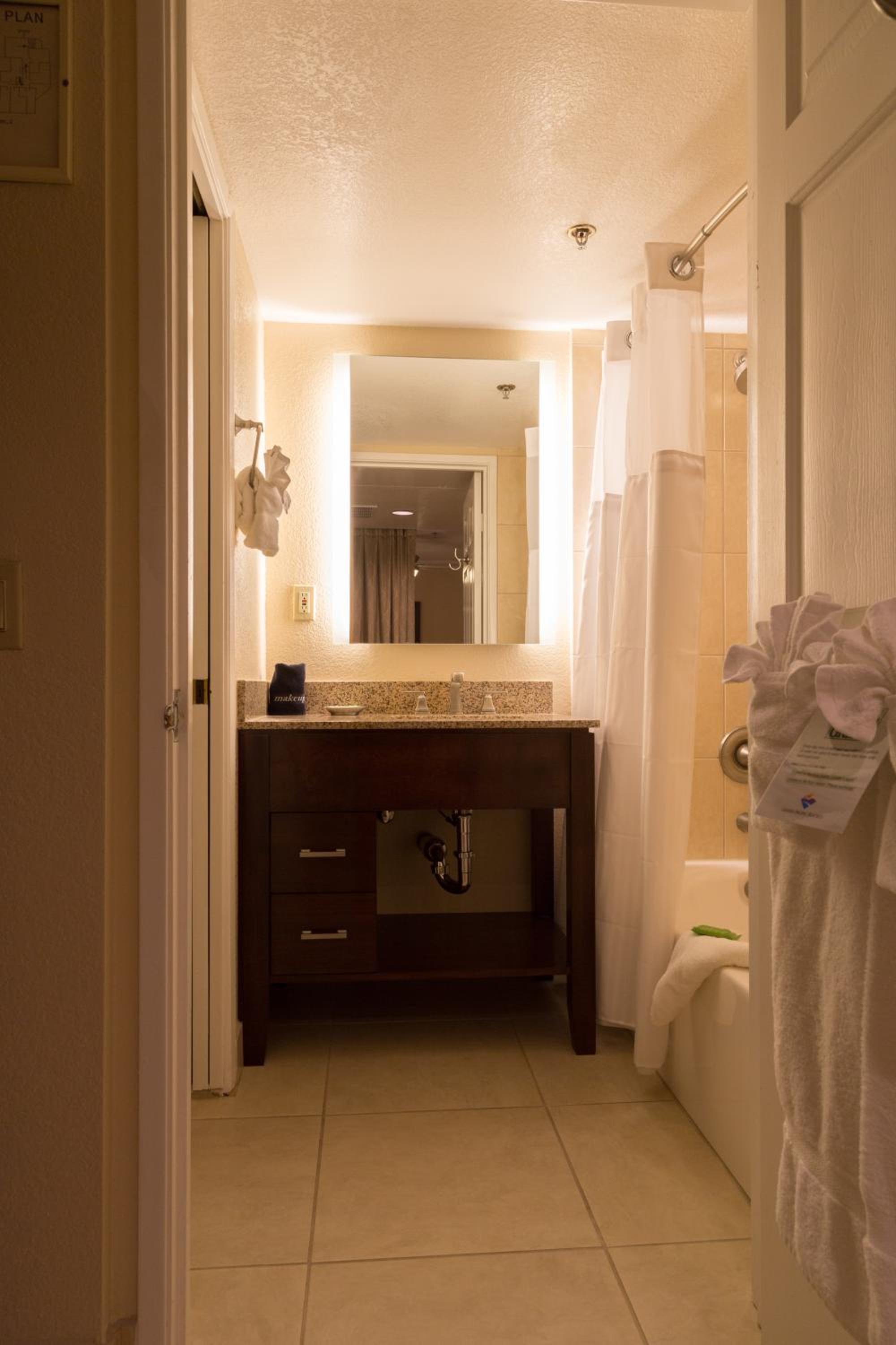 Studio Suite - Photo 5