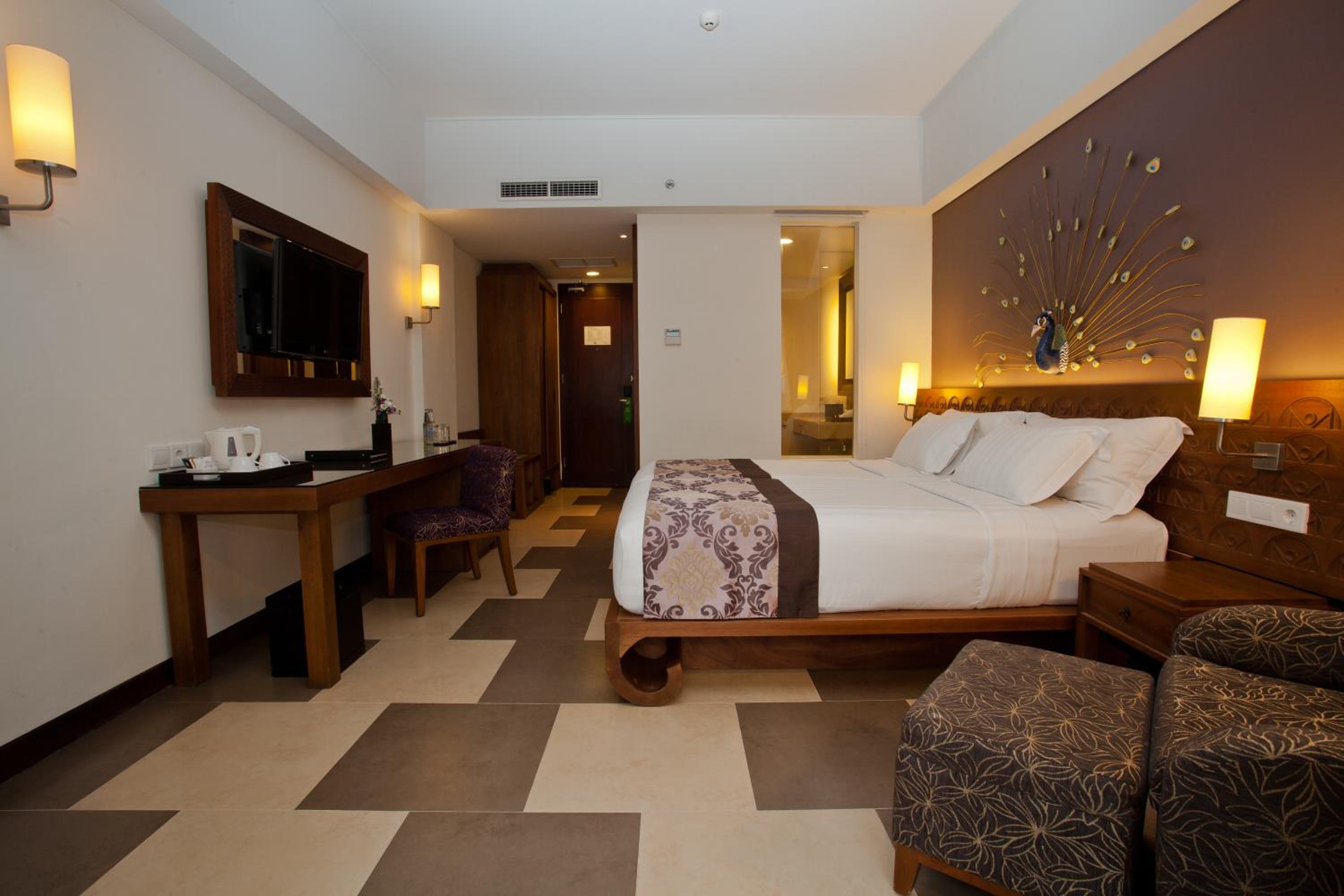 Deluxe Double or Twin Room - Photo 7