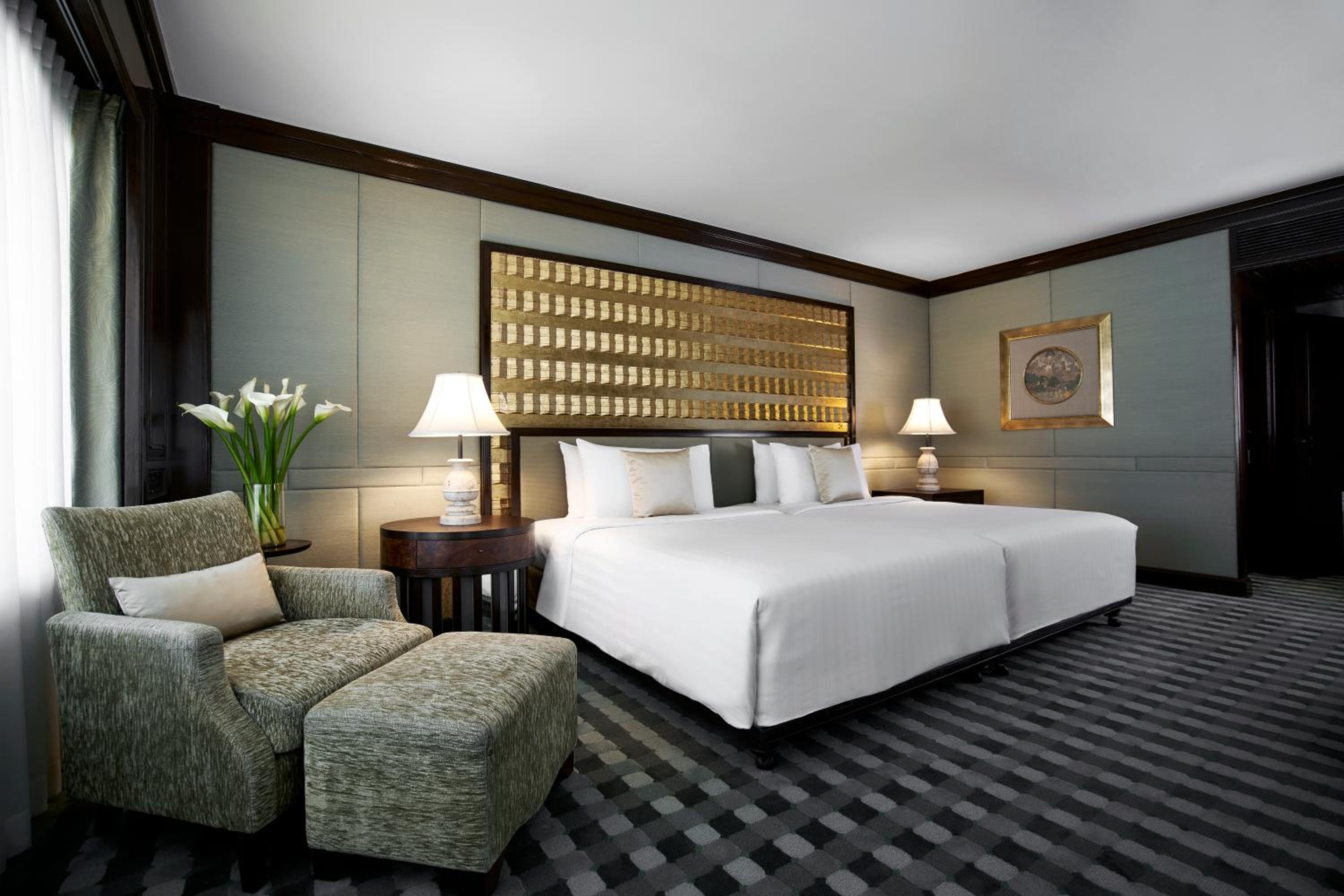 Royal Suite With Breakfast, Afternoon Tea, Evening Cocktails And Canapes