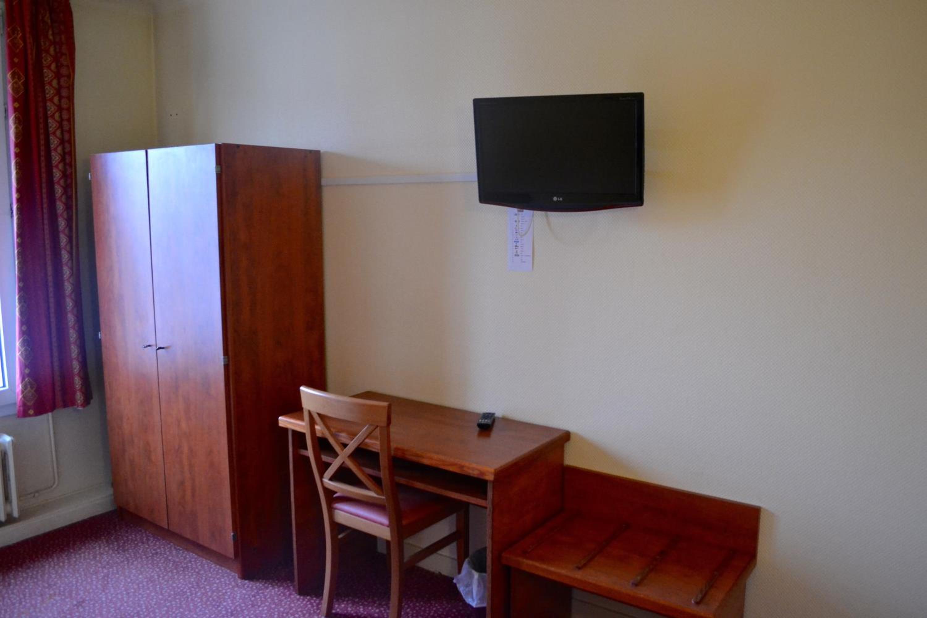 Standard Double Room photo 2
